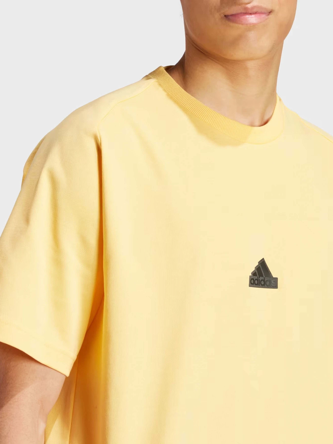 Футболки и поло Adidas Z.N.E. модель IR5238 Футболки и поло Adidas Z.N.E. модель IR5238 Фото