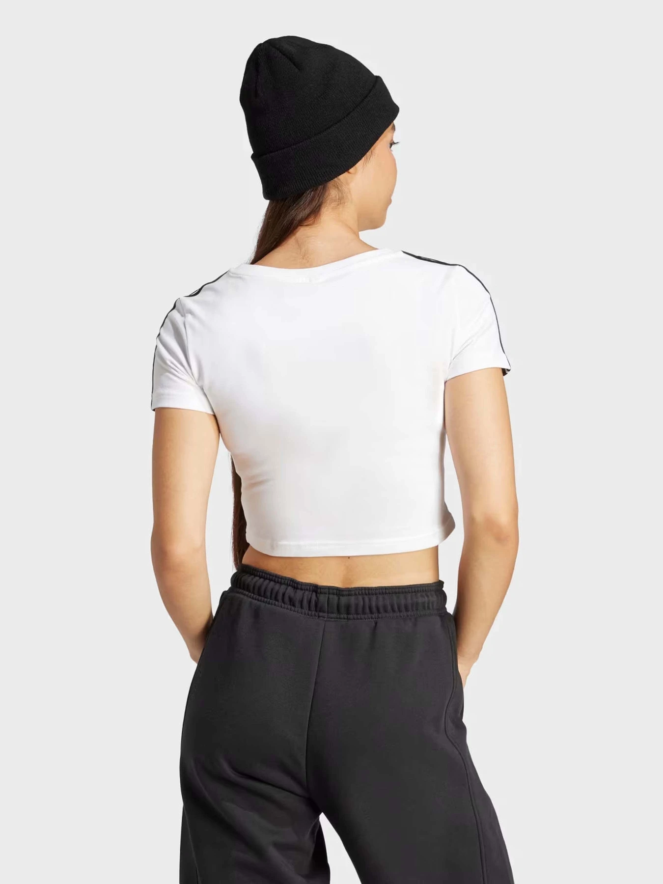 Футболки и поло Adidas ESSENTIALS 3-STRIPES модель IR6112 Футболки и поло Adidas ESSENTIALS 3-STRIPES модель IR6112 Фото