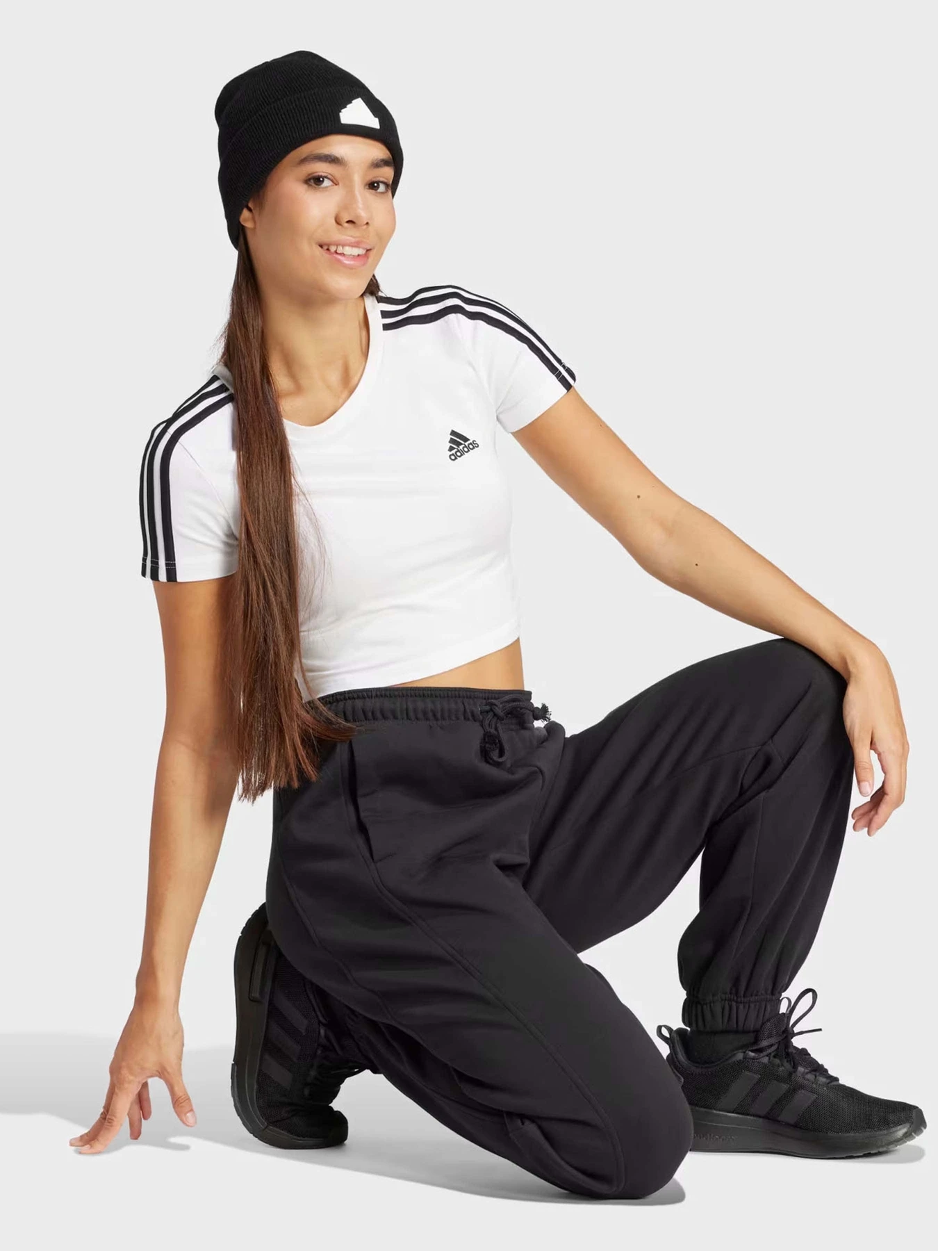 Футболки и поло Adidas ESSENTIALS 3-STRIPES модель IR6112 Футболки и поло Adidas ESSENTIALS 3-STRIPES модель IR6112 Фото