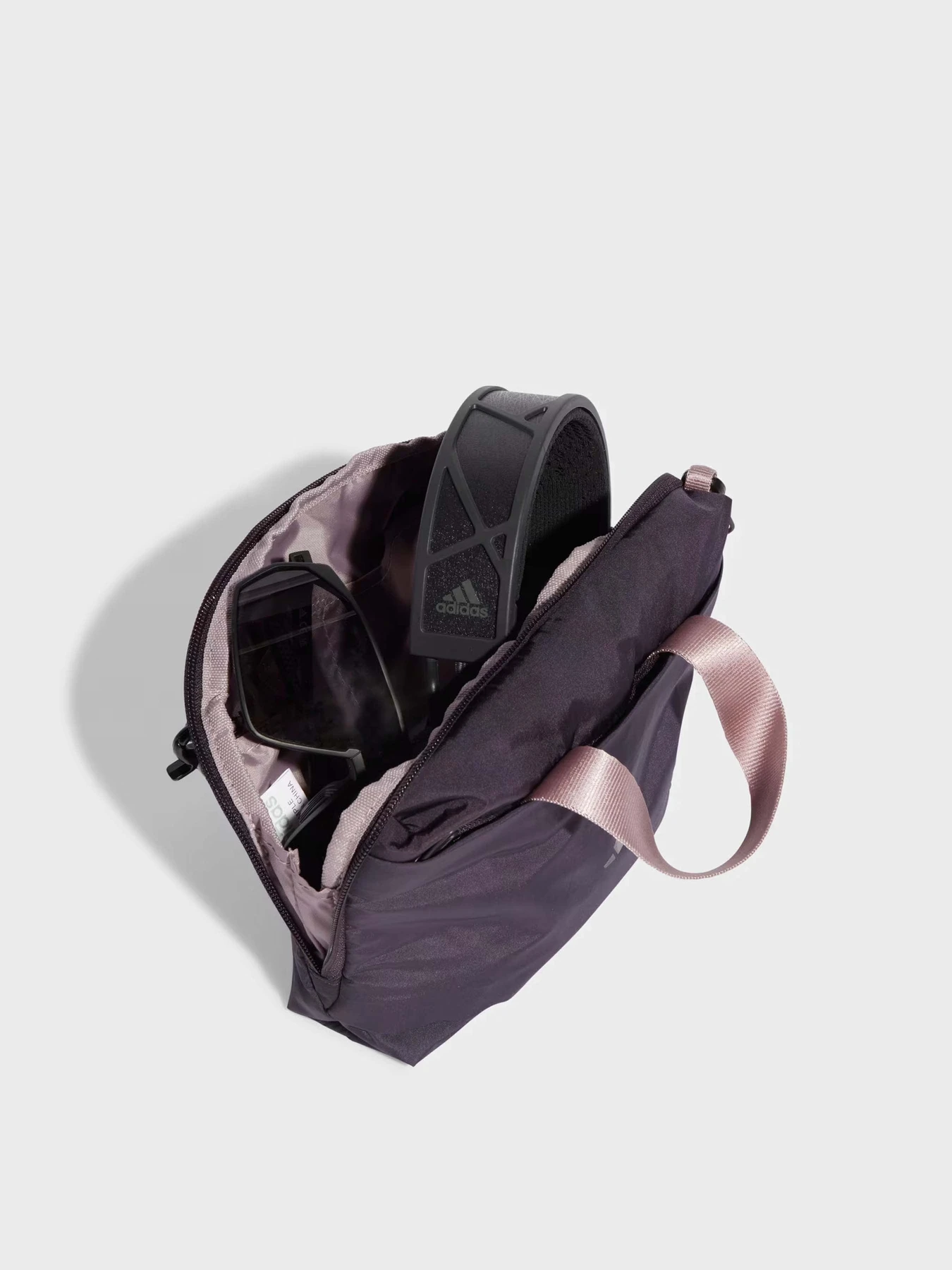 Сумки Adidas GYM HIIT POUCH модель IP2172 Сумки Adidas GYM HIIT POUCH модель IP2172 Фото