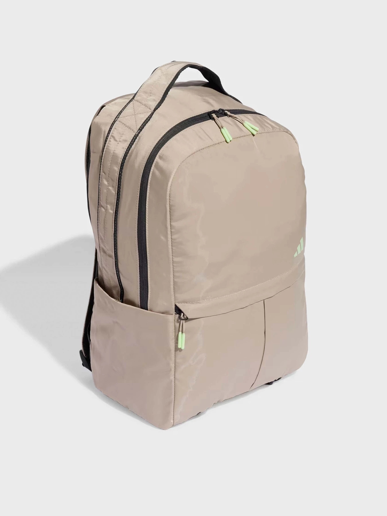 Рюкзаки Adidas YOGA 25L модель IP9194 Рюкзаки Adidas YOGA 25L модель IP9194 Фото