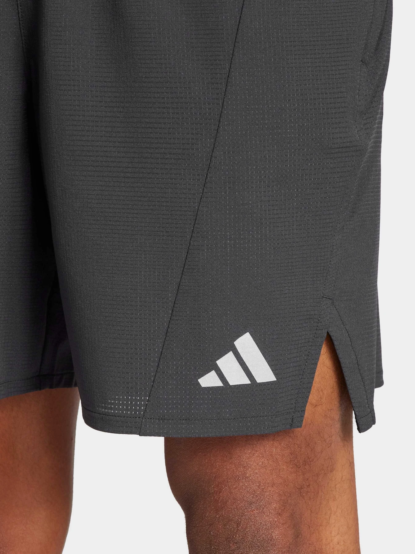 Шорты Adidas DESIGNED FOR TRAINING HIIT WOR модель IS3732 Шорты Adidas DESIGNED FOR TRAINING HIIT WOR модель IS3732 Фото