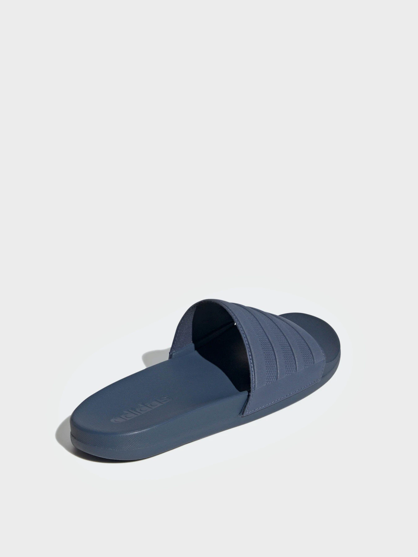 Шлёпанцы Adidas ADILETTE COMFORT SPORTSWEAR модель ID3402 Шлёпанцы Adidas ADILETTE COMFORT SPORTSWEAR модель ID3402 Фото