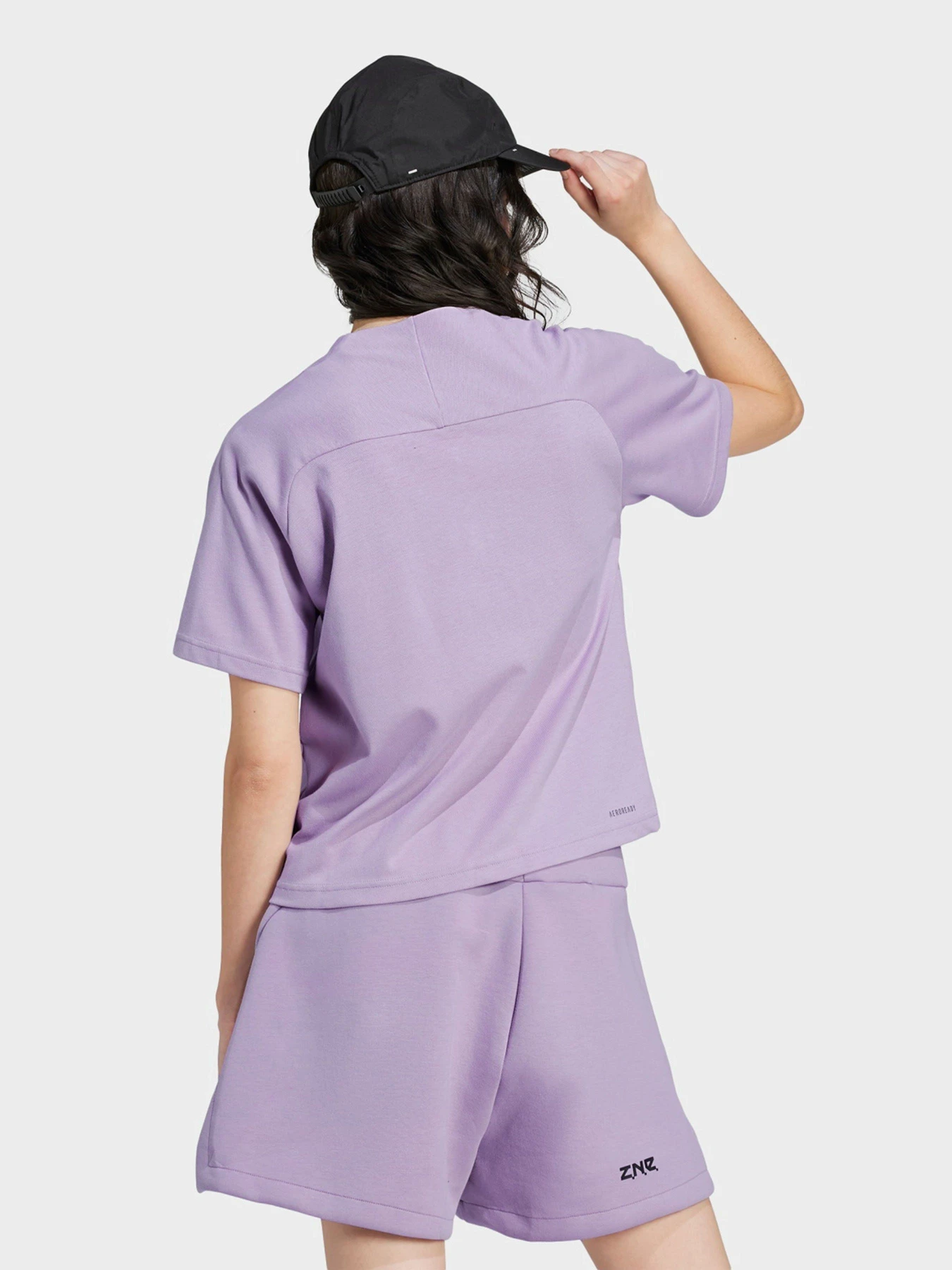 Футболки и поло Adidas Z.N.E. SPORTSWEAR модель IP1553 Футболки и поло Adidas Z.N.E. SPORTSWEAR модель IP1553 Фото