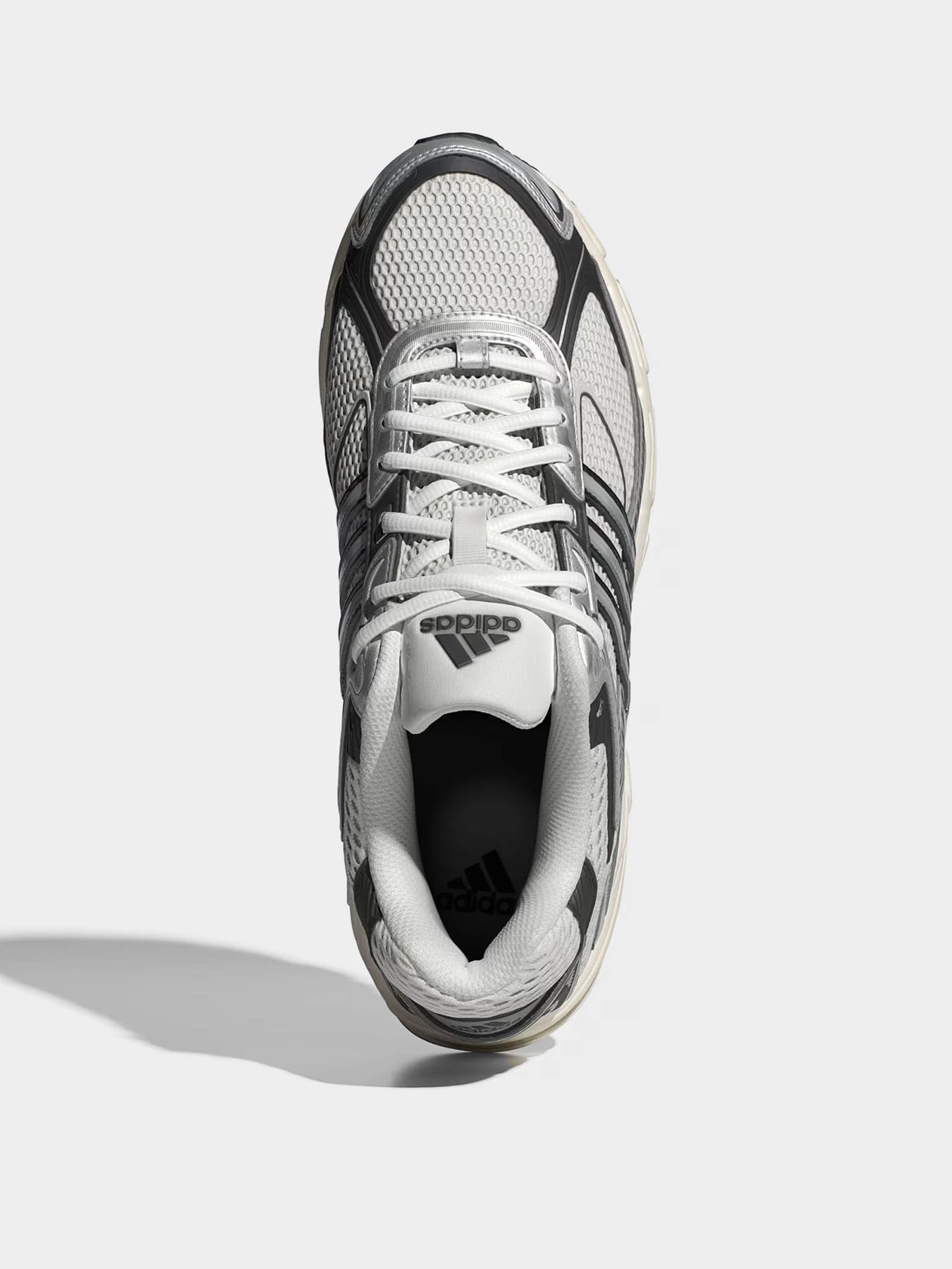 Кросівки Adidas RESPONSE CL модель IG6226 Кросівки Adidas RESPONSE CL модель IG6226 Фото