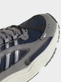 Кроссовки Adidas OZMILLEN модель ID5718 Фото