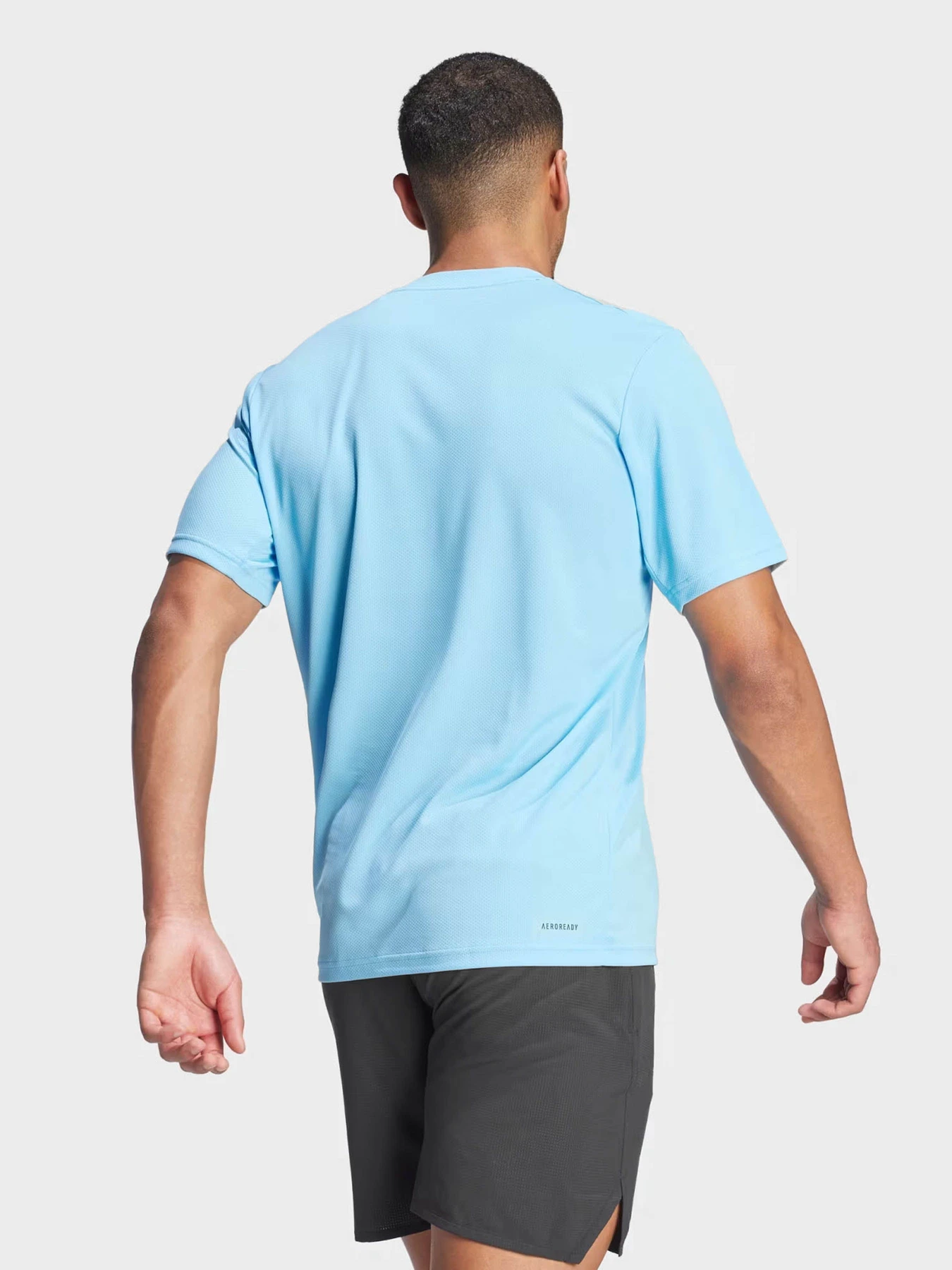 Футболки и поло Adidas PERFORMANCE TRAINING ESSENTIAL модель IT5398 Футболки и поло Adidas PERFORMANCE TRAINING ESSENTIAL модель IT5398 Фото
