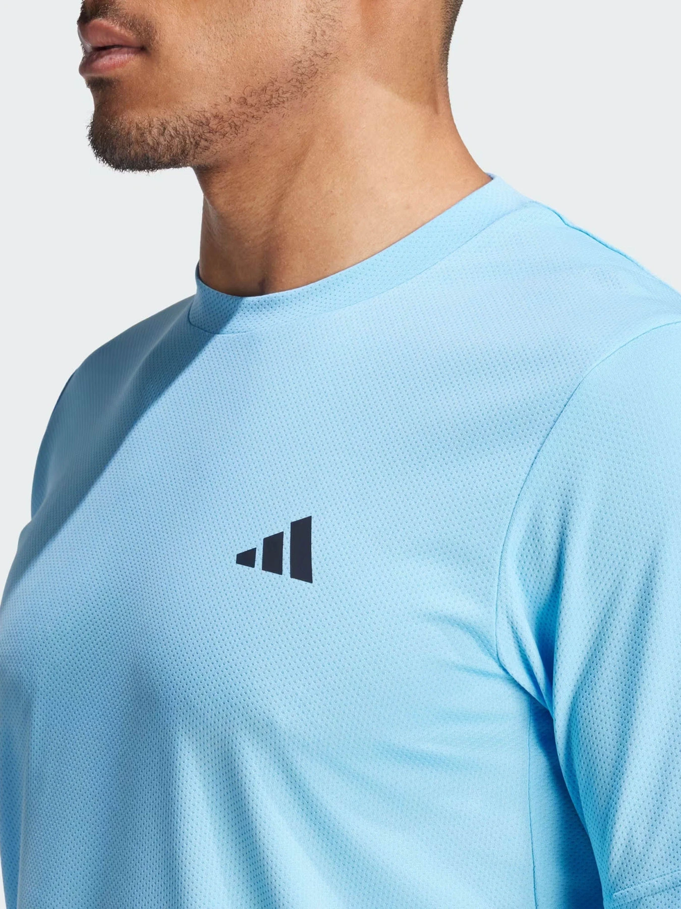 Футболки и поло Adidas PERFORMANCE TRAINING ESSENTIAL модель IT5398 Футболки и поло Adidas PERFORMANCE TRAINING ESSENTIAL модель IT5398 Фото