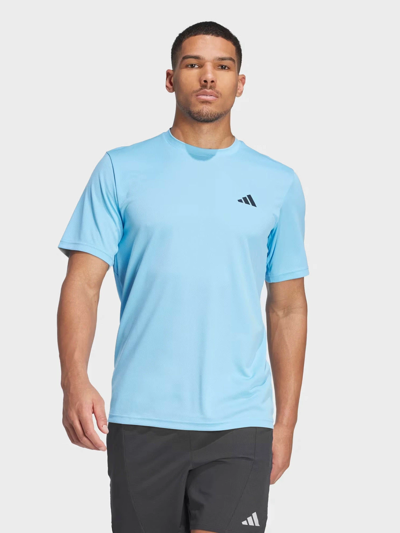 Футболки и поло Adidas PERFORMANCE TRAINING ESSENTIAL модель IT5398 Футболки и поло Adidas PERFORMANCE TRAINING ESSENTIAL модель IT5398 Фото