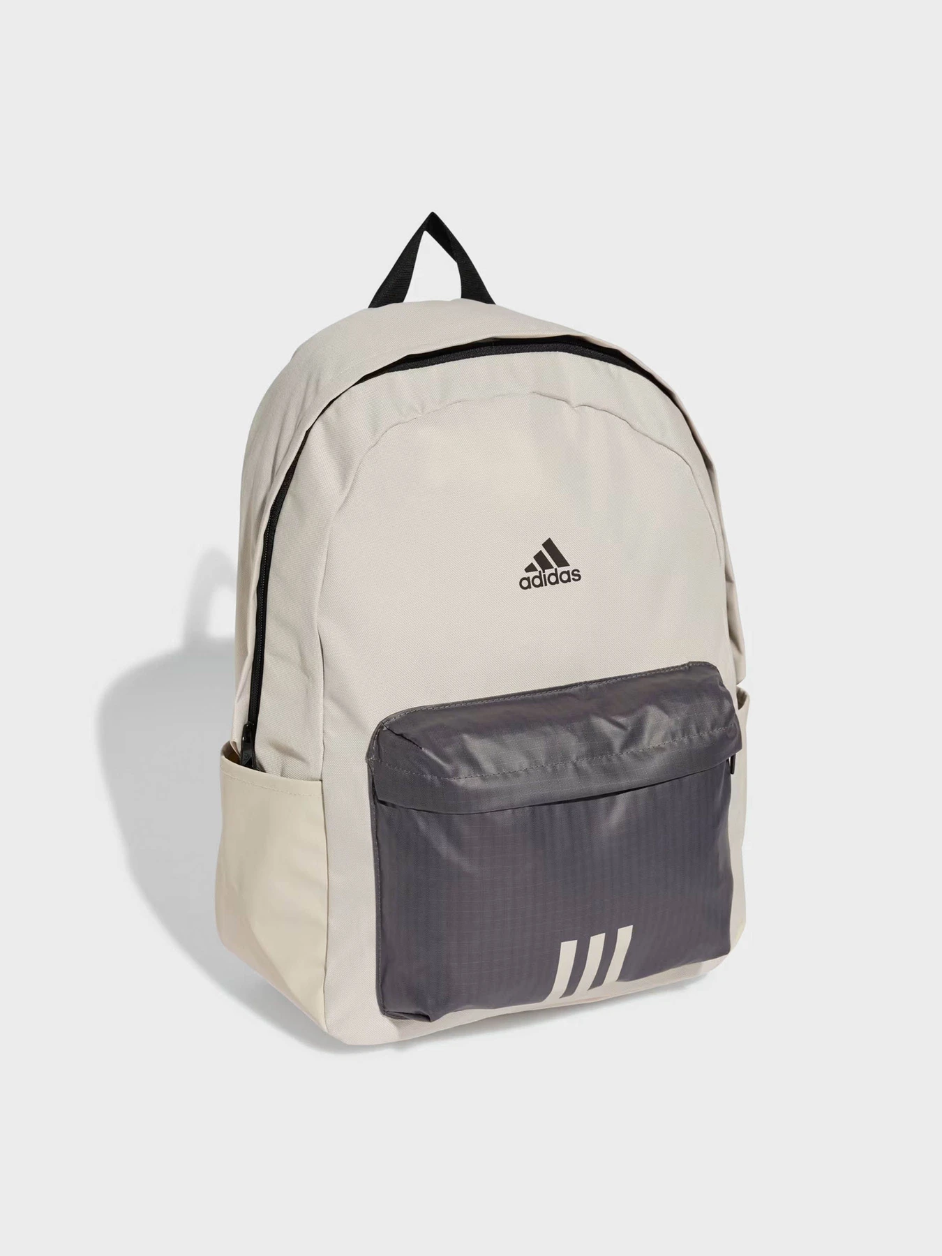 Рюкзаки Adidas ESSENTIALS 27.5L модель IZ1910 Рюкзаки Adidas ESSENTIALS 27.5L модель IZ1910 Фото