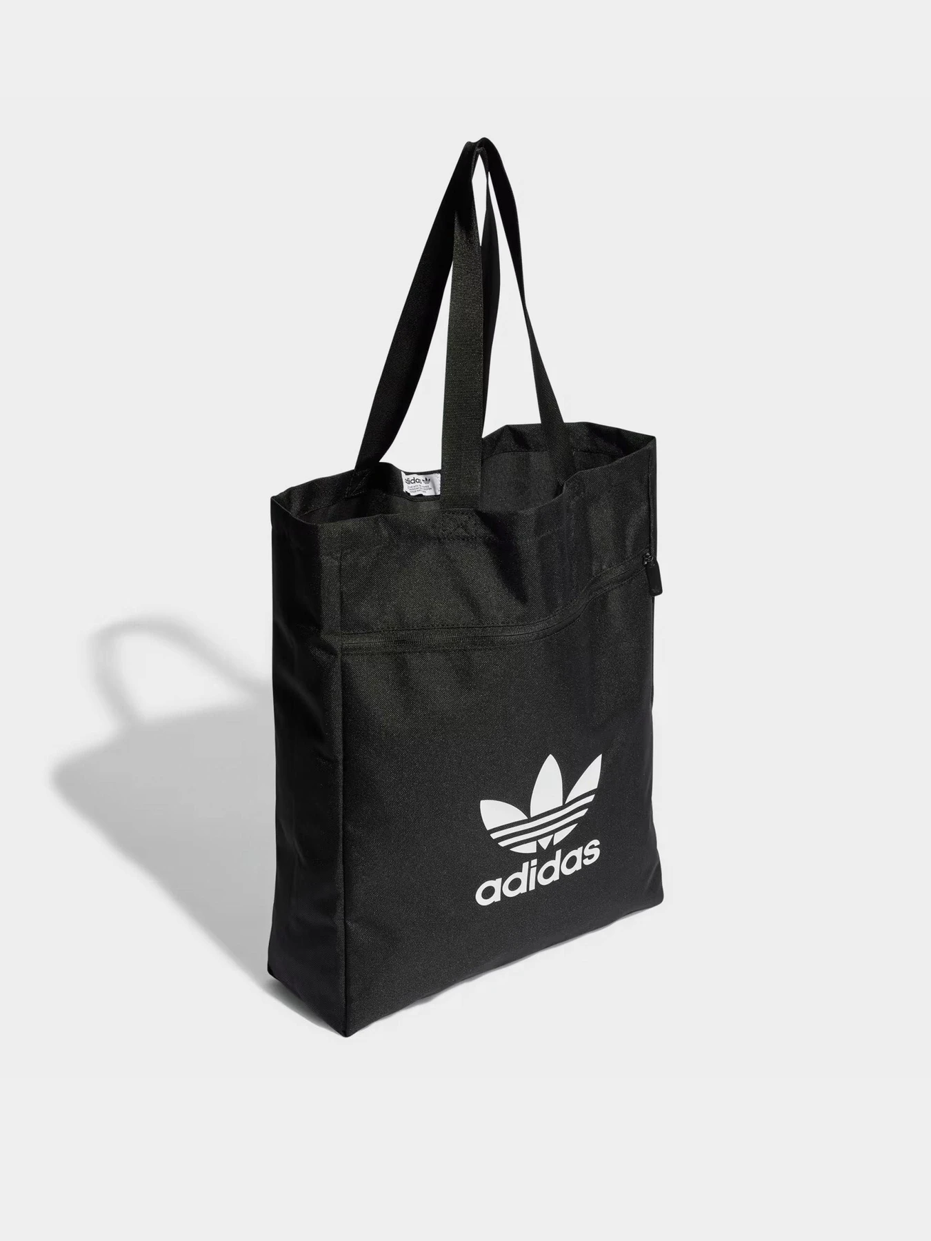 Сумки Adidas ADICOLOR CLASSIC модель IT7593 Сумки Adidas ADICOLOR CLASSIC модель IT7593 Фото