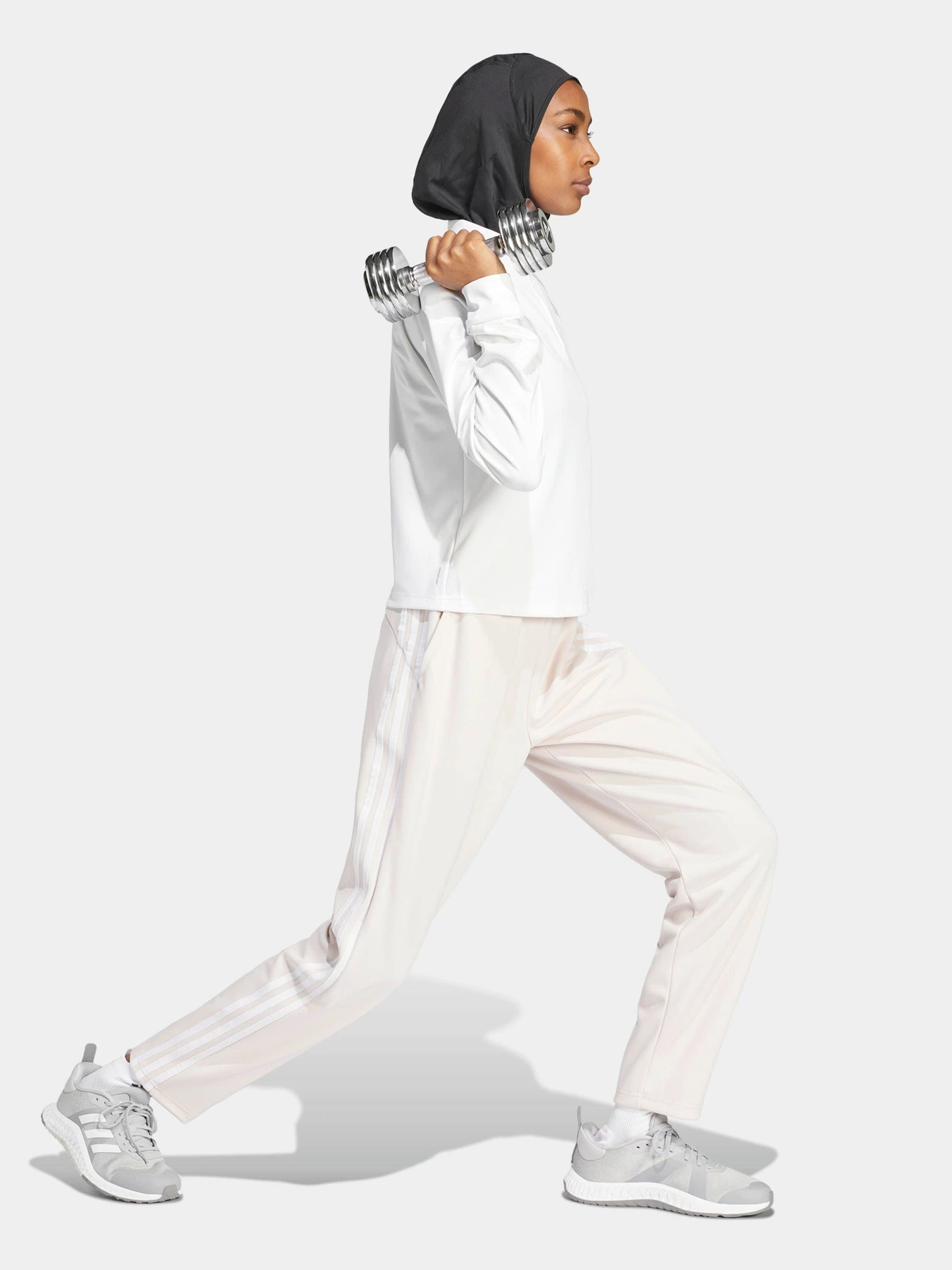 Худи и свитшоты Adidas TRAIN ESSENTIALS MINIMAL BRAND модель IN9170 Фото