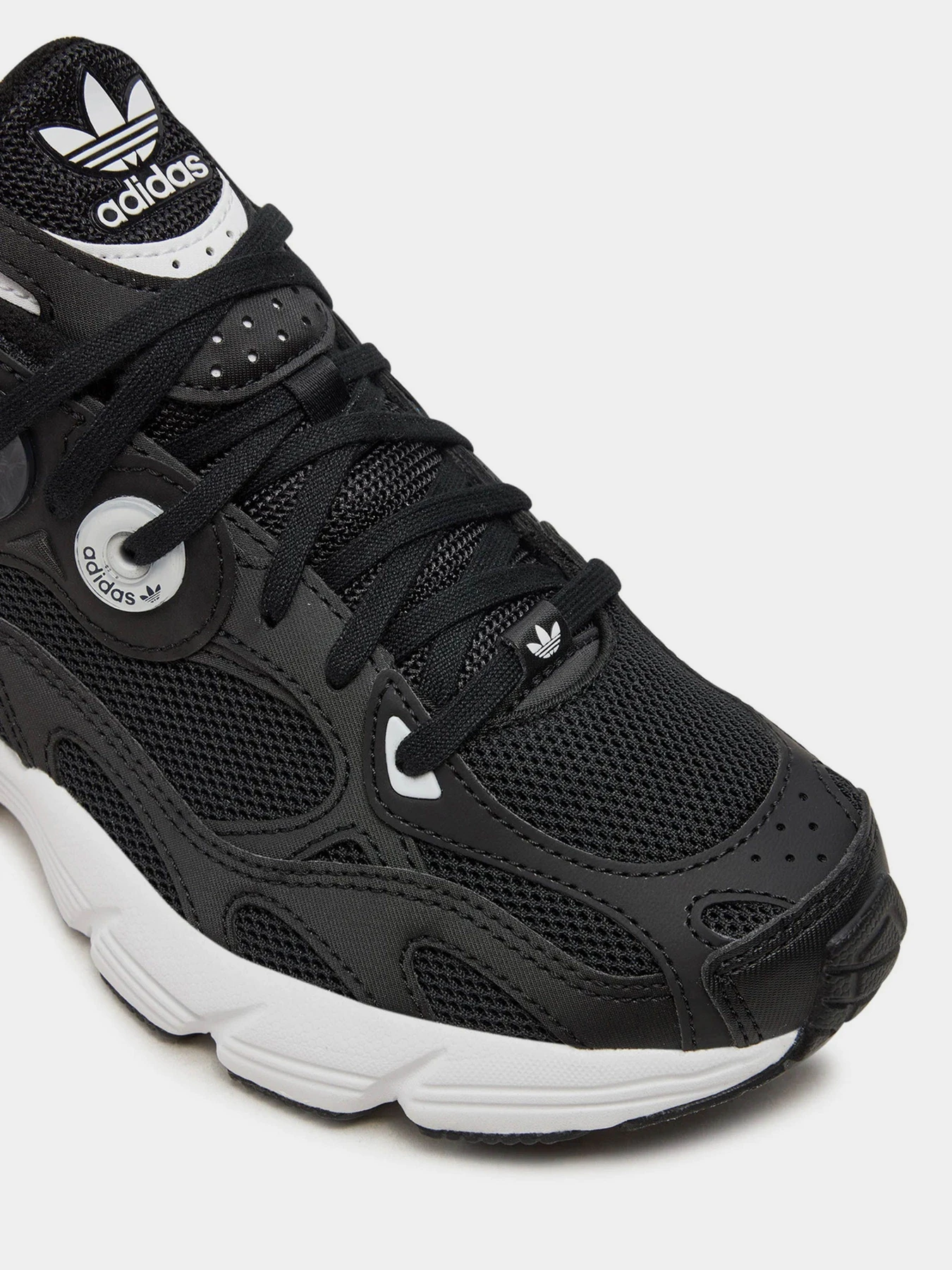 Кросівки Adidas ASTIR модель IE9886 Кросівки Adidas ASTIR модель IE9886 Фото