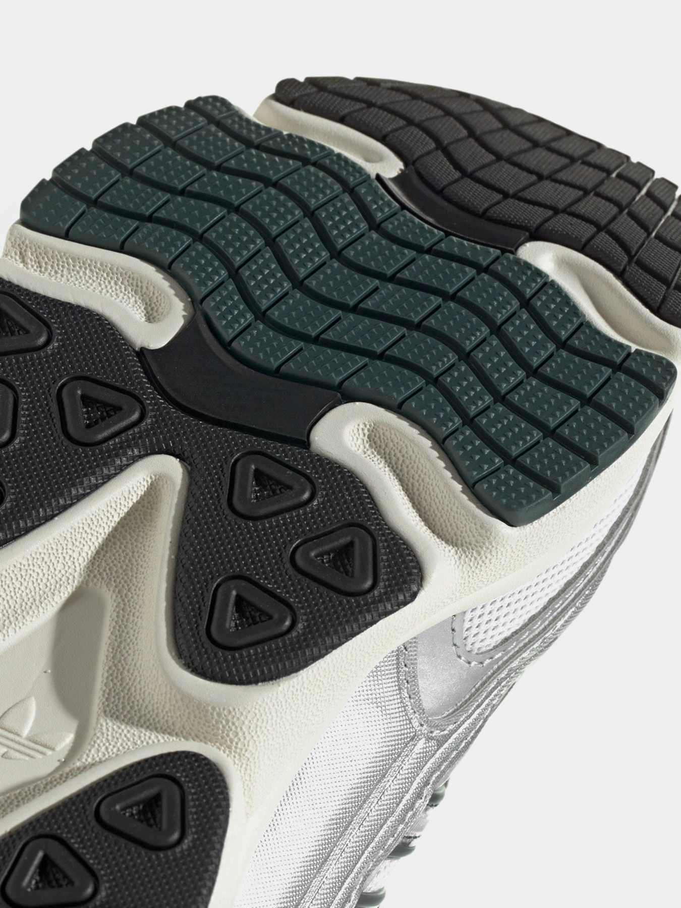 Кросівки Adidas OZMILLEN ORIGINALS модель IG1919 Кросівки Adidas OZMILLEN ORIGINALS модель IG1919 Фото