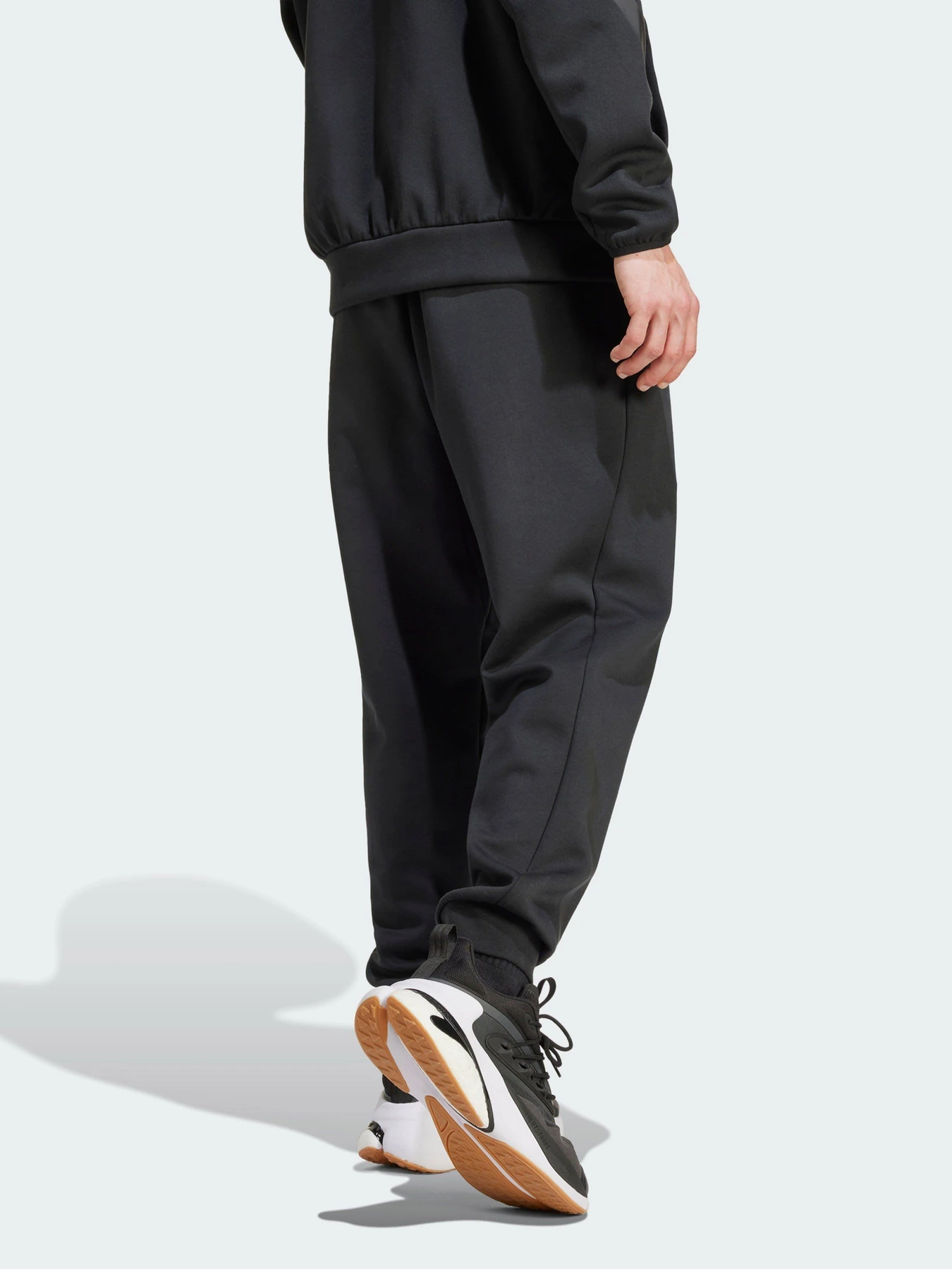 Брюки Adidas Z.N.E. SPORTSWEAR модель JD9599 Брюки Adidas Z.N.E. SPORTSWEAR модель JD9599 Фото