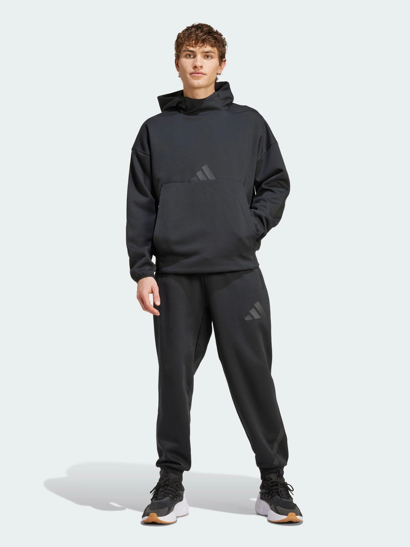 Брюки Adidas Z.N.E. SPORTSWEAR модель JD9599 Брюки Adidas Z.N.E. SPORTSWEAR модель JD9599 Фото