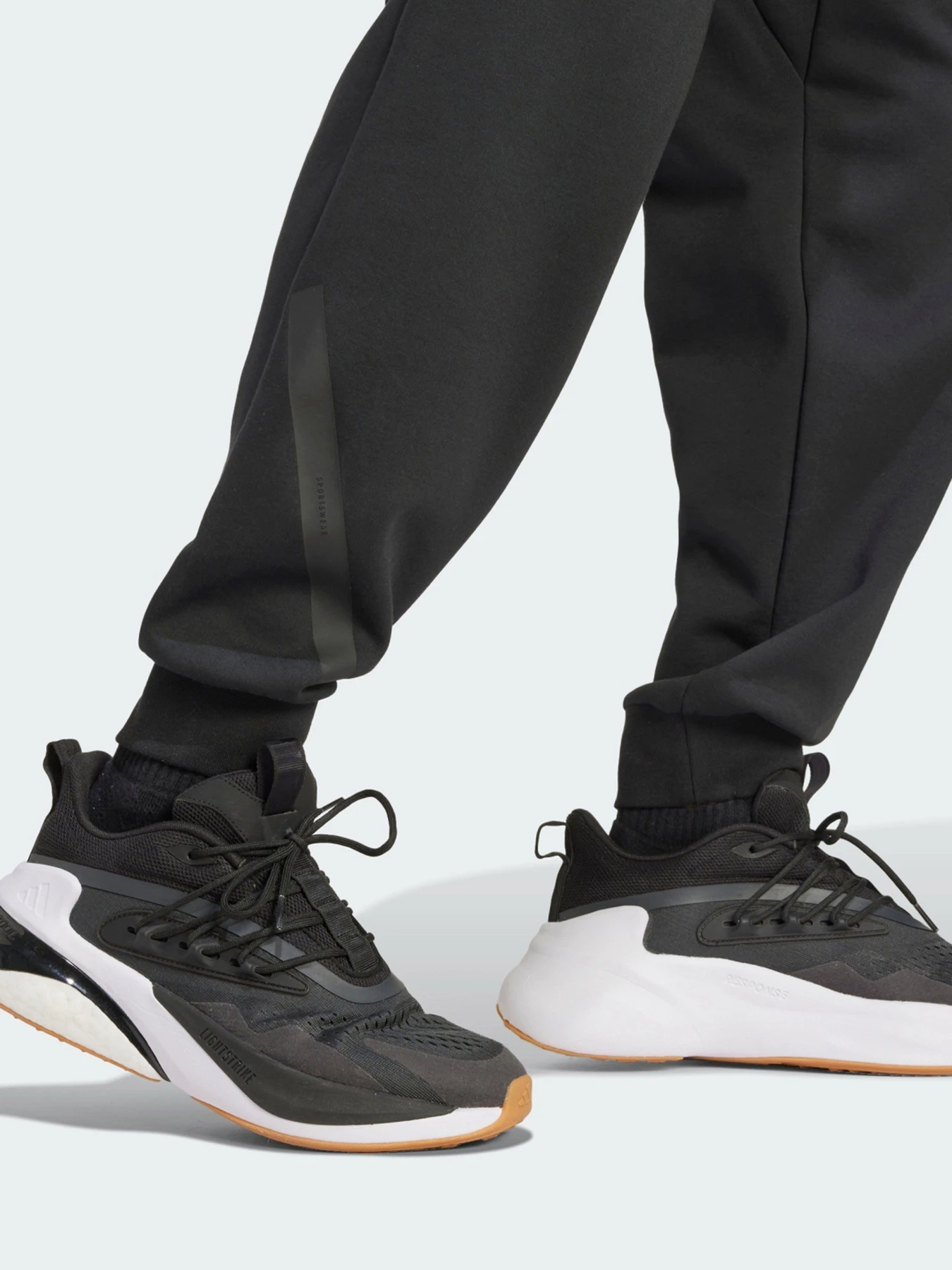 Брюки Adidas Z.N.E. SPORTSWEAR модель JD9599 Брюки Adidas Z.N.E. SPORTSWEAR модель JD9599 Фото