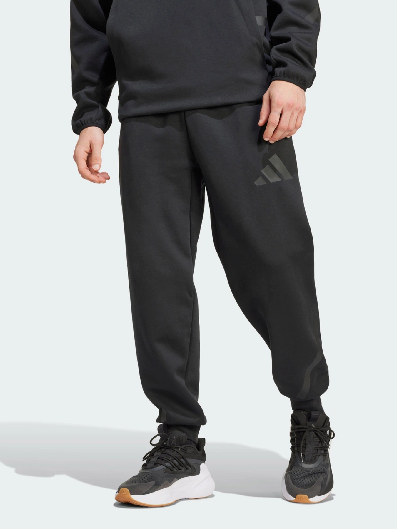 Брюки Adidas Z.N.E. SPORTSWEAR модель JD9599 Брюки Adidas Z.N.E. SPORTSWEAR модель JD9599 Фото