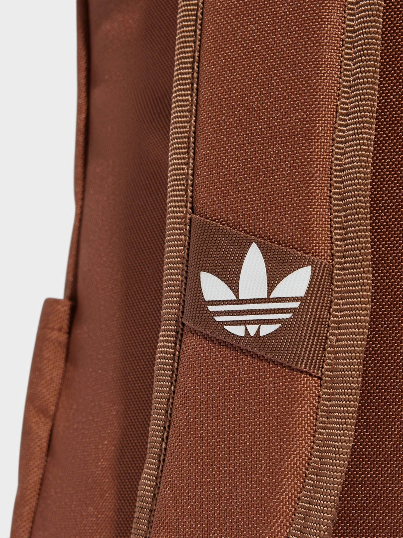 Рюкзаки Adidas ADICOLOR ORIGINALS 21L модель IX7458 Рюкзаки Adidas ADICOLOR ORIGINALS 21L модель IX7458 Фото