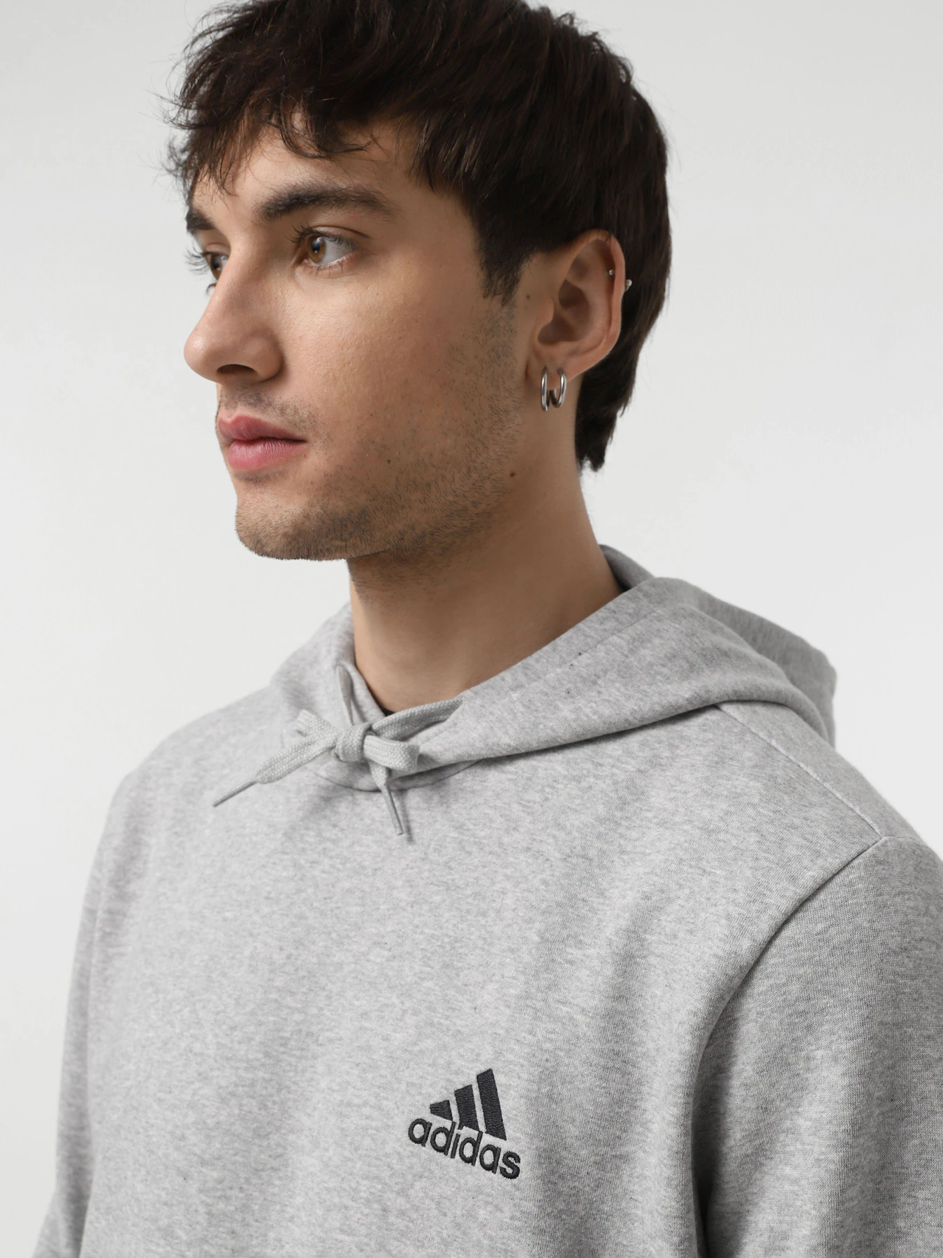 Худи и свитшоты Adidas ESSENTIALS модель H12213 Худи и свитшоты Adidas ESSENTIALS модель H12213 Фото