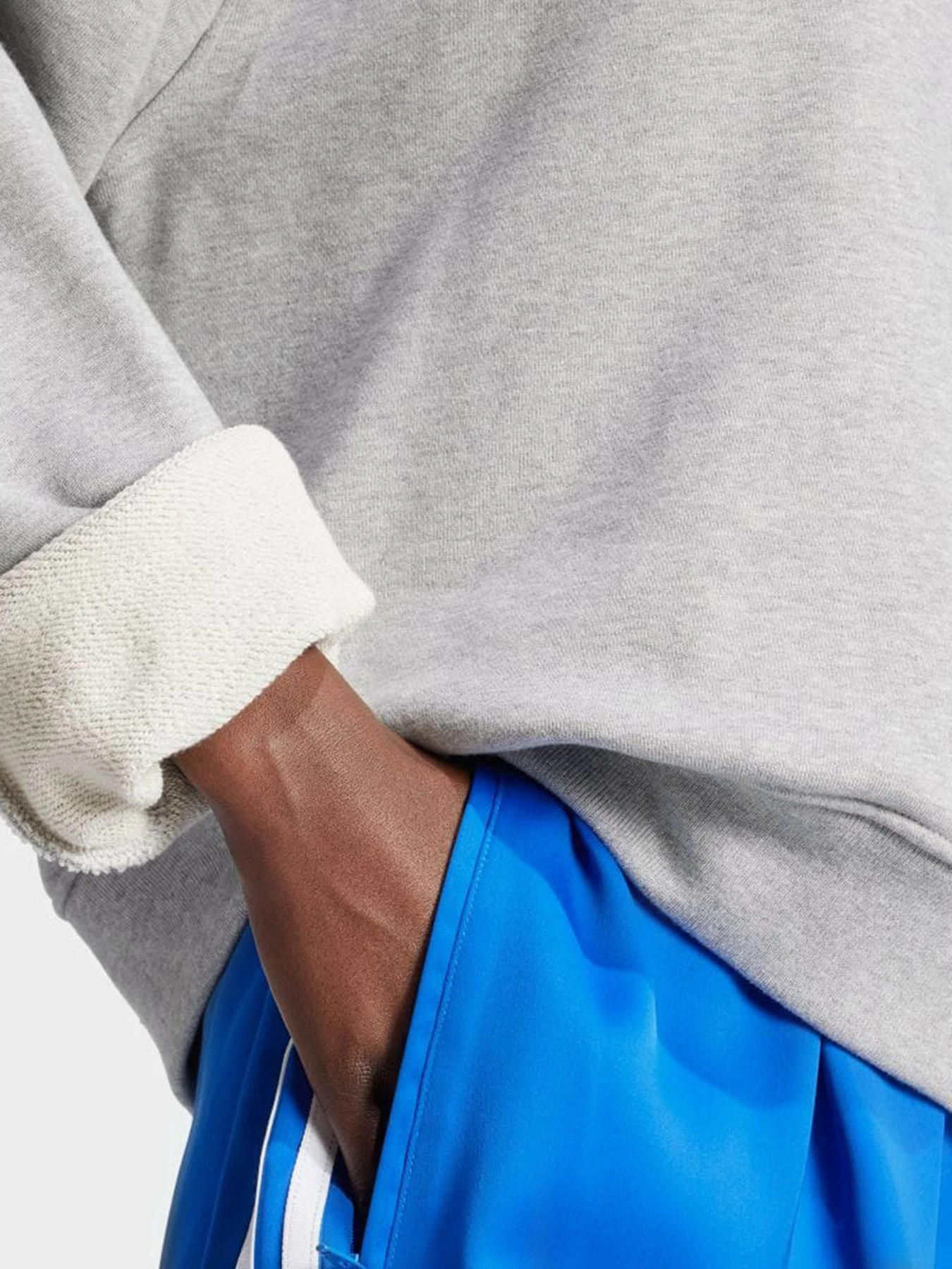 Худи и свитшоты Adidas Х KSENIASCHNAIDER LABEL ORIGIN модель IW5666 Худи и свитшоты Adidas Х KSENIASCHNAIDER LABEL ORIGIN модель IW5666 Фото
