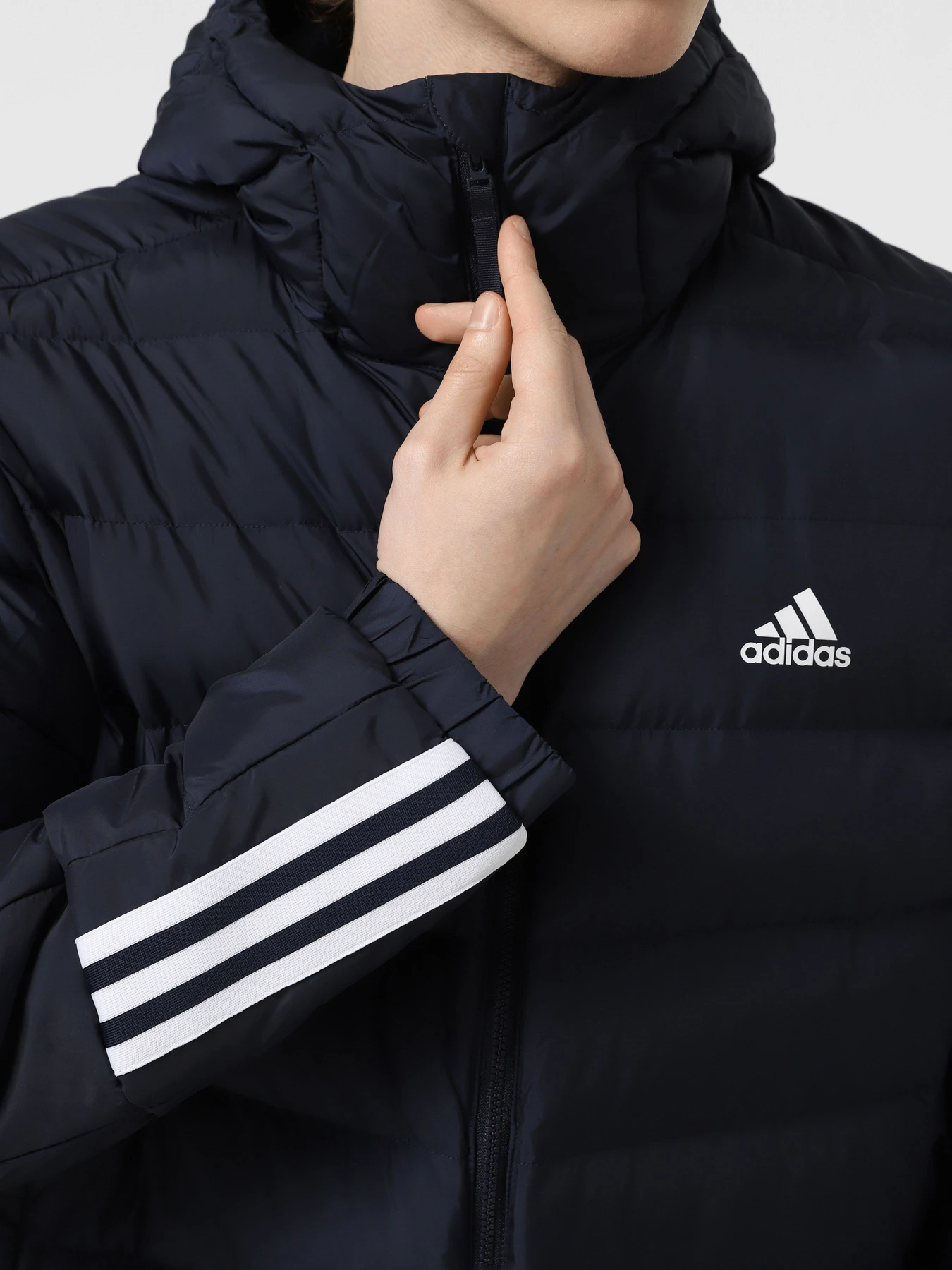 Куртки та дублянки Adidas ITAVIC 3-STRIPES модель GT1686 Фото