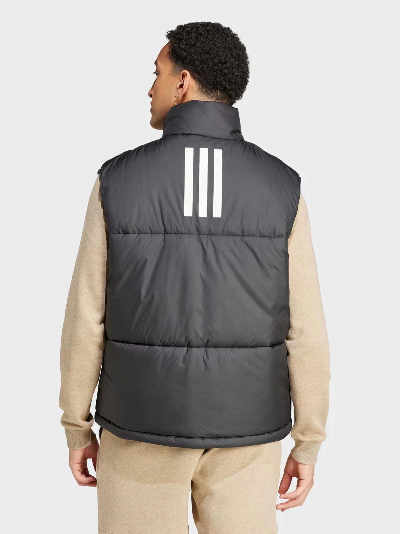 Куртки и дубленки Adidas BSC 3S PUFFY модель IV9245 Фото
