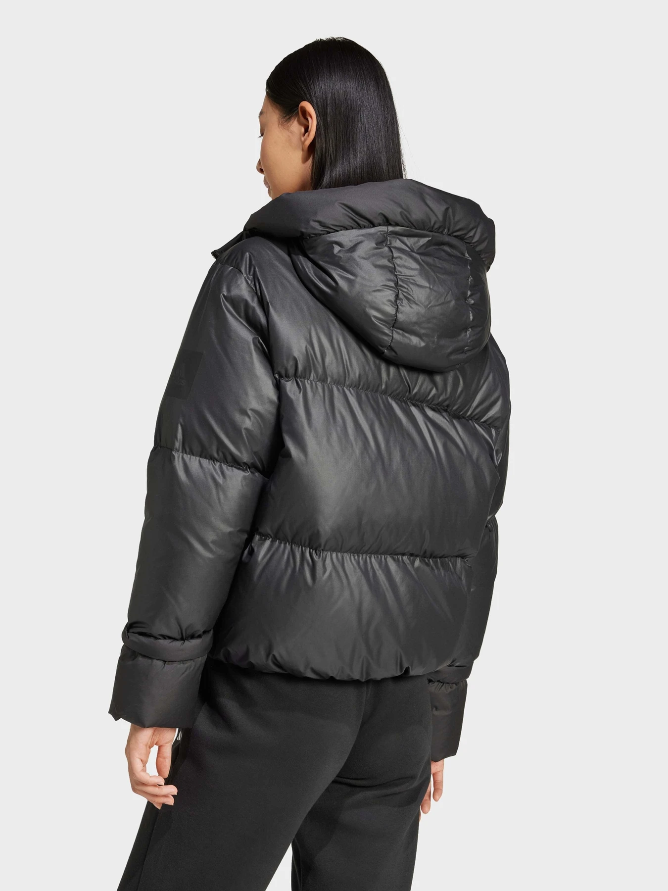 Куртки и дубленки Adidas BIG BAFFLE SPORTSWEAR модель IV9771 Куртки и дубленки Adidas BIG BAFFLE SPORTSWEAR модель IV9771 Фото