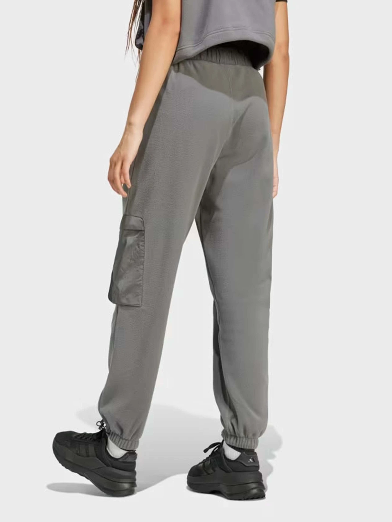 Брюки Adidas CITY ESCAPE POLAR SPORTSWEAR модель IW5221 Фото