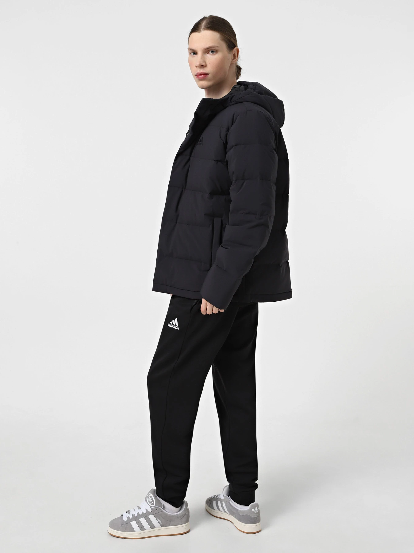 Куртки и дубленки Adidas HELIONIC SPORTSWEAR модель HN5640 Фото