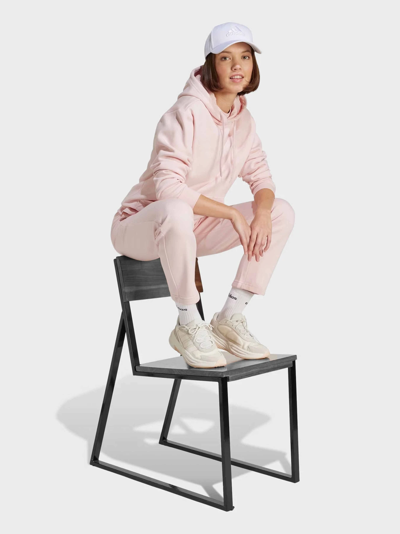 Худи и свитшоты Adidas ESSENTIALS SMALL LOGO модель IY1649 Фото
