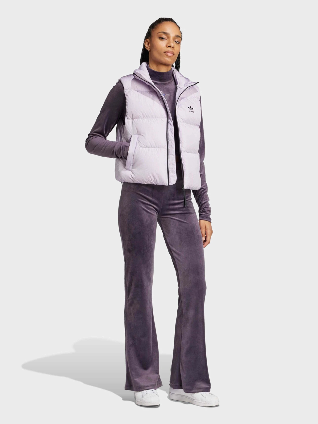 Куртки та дублянки Adidas ORIGINALS REGEN DOWN модель IW8366 Куртки та дублянки Adidas ORIGINALS REGEN DOWN модель IW8366 Фото