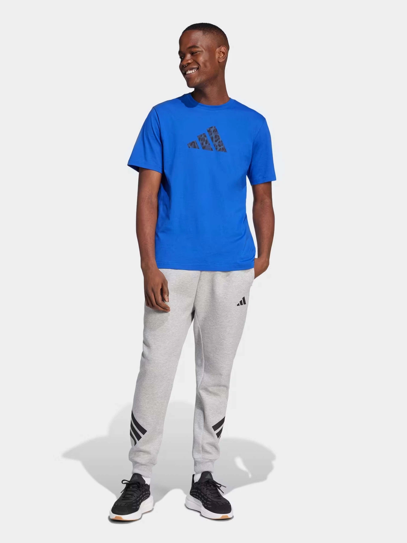 Брюки Adidas FUTURE ICONS SPORTSWEAR модель JD4867 Фото