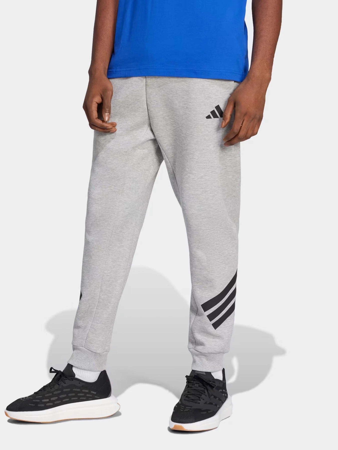 Штани Adidas FUTURE ICONS SPORTSWEAR модель JD4867 Штани Adidas FUTURE ICONS SPORTSWEAR модель JD4867 Фото