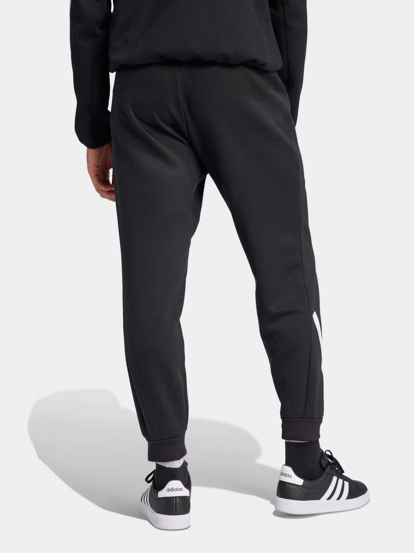 Брюки Adidas Z.N.E. SPORTSWEAR модель JD5983 Фото