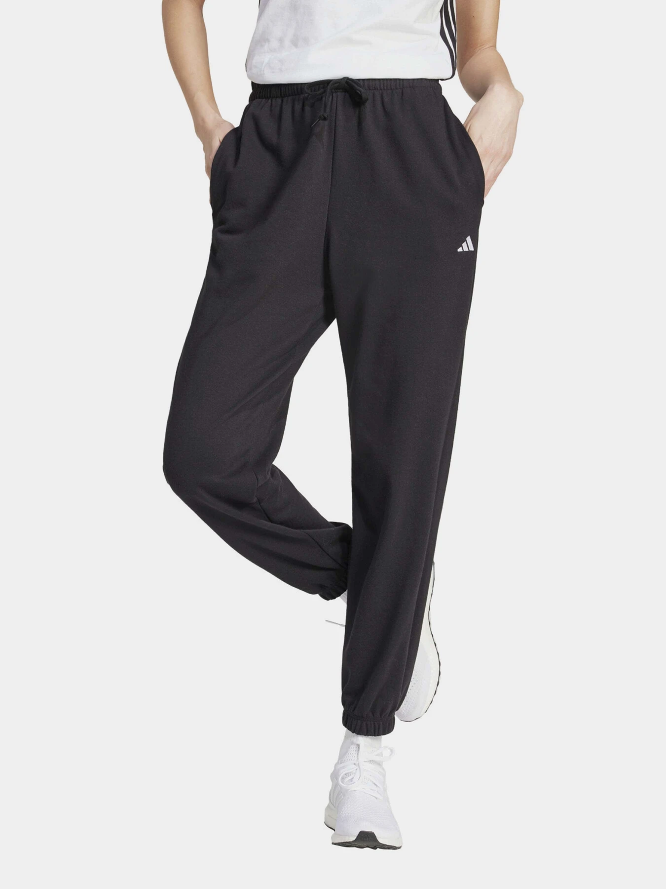 Брюки Adidas ESSENTIALS SMALL LOGO FRENCH T модель JD7999 Брюки Adidas ESSENTIALS SMALL LOGO FRENCH T модель JD7999 Фото