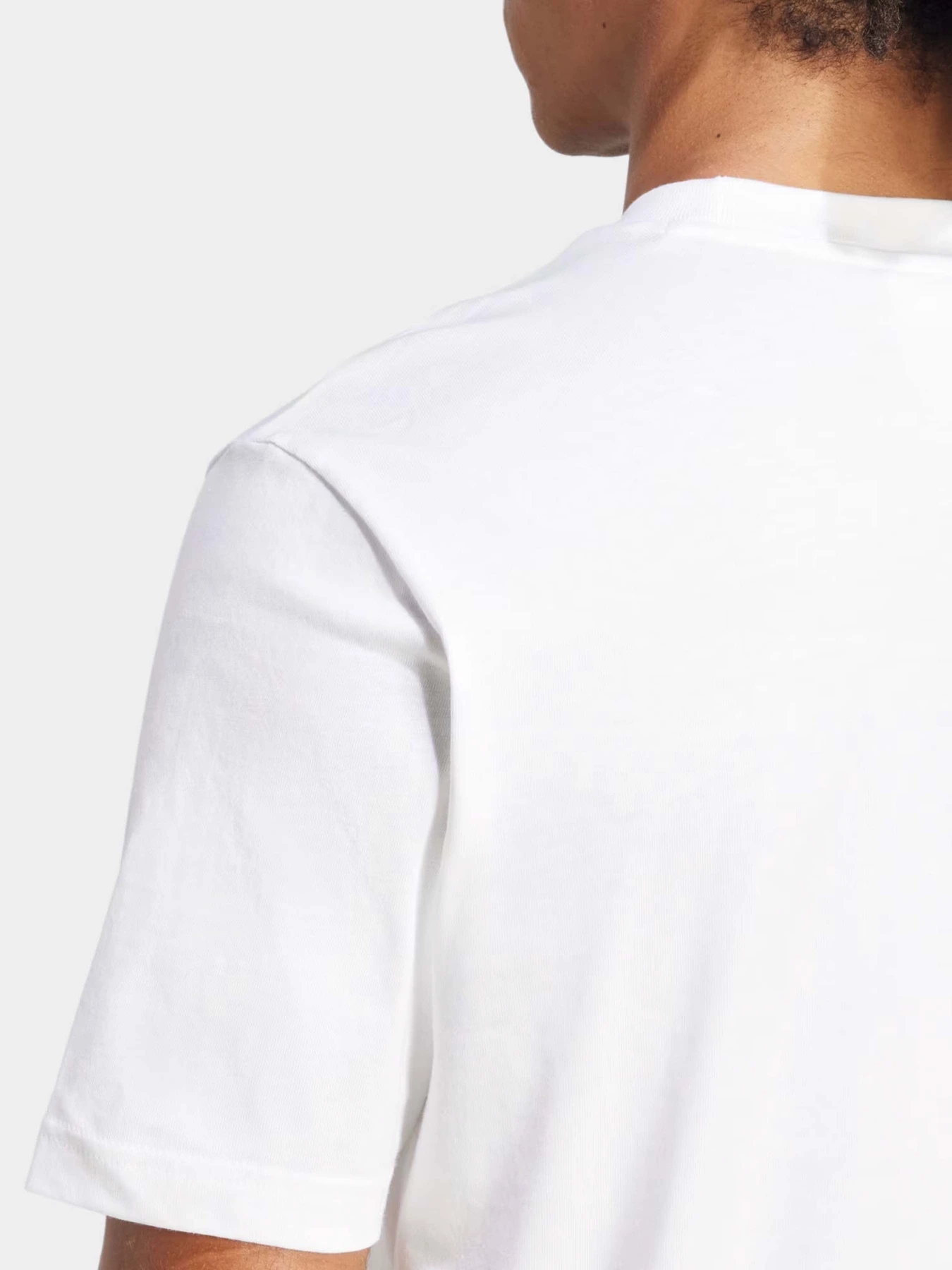 Футболки и поло Adidas ESSENTIALS SMALL LOGO SINGLE J модель JF1092 Футболки и поло Adidas ESSENTIALS SMALL LOGO SINGLE J модель JF1092 Фото