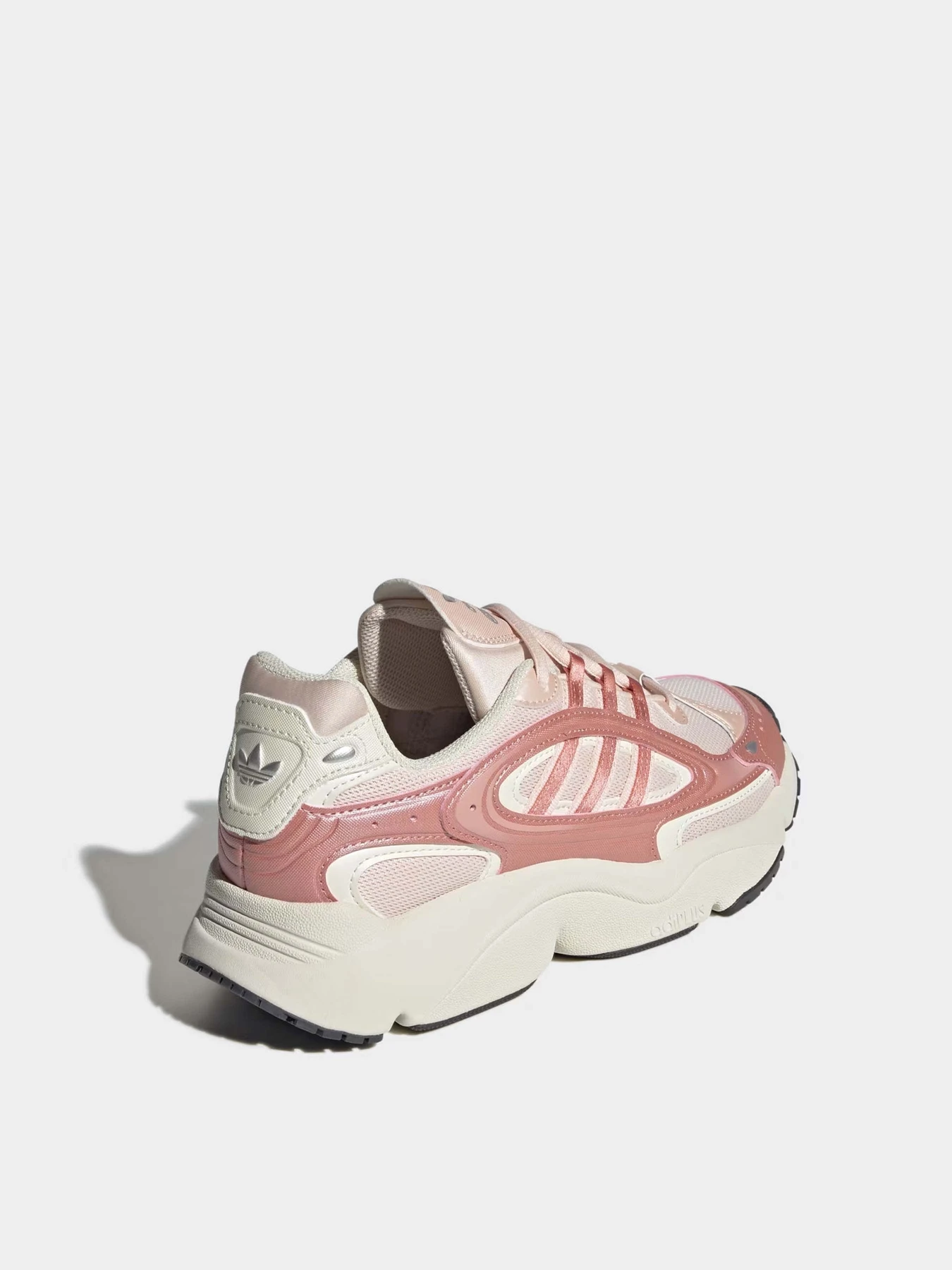 Кроссовки Adidas OZMILLEN модель JI3087 Кроссовки Adidas OZMILLEN модель JI3087 Фото