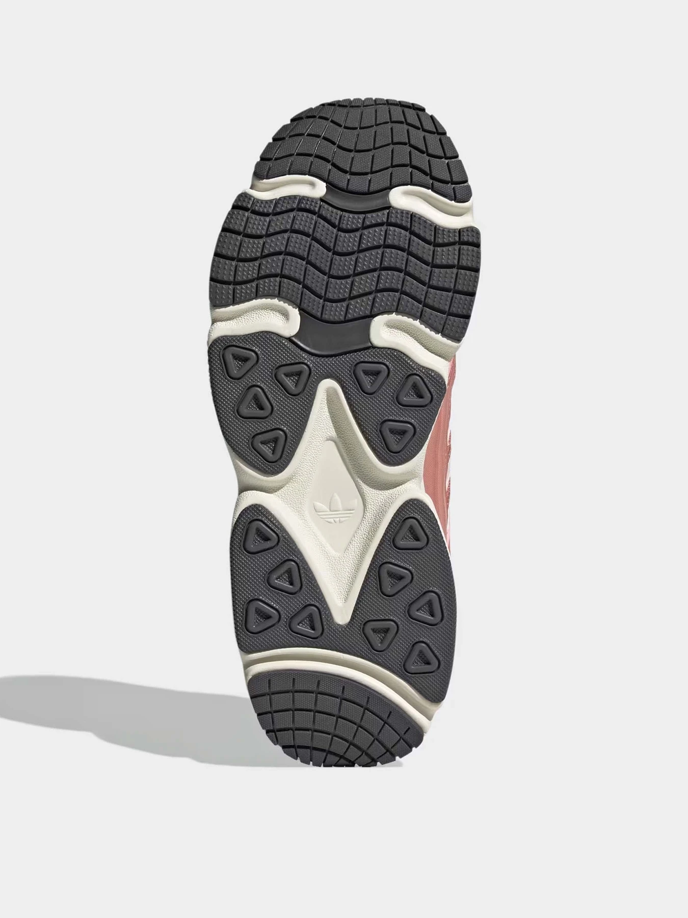 Кроссовки Adidas OZMILLEN модель JI3087 Кроссовки Adidas OZMILLEN модель JI3087 Фото