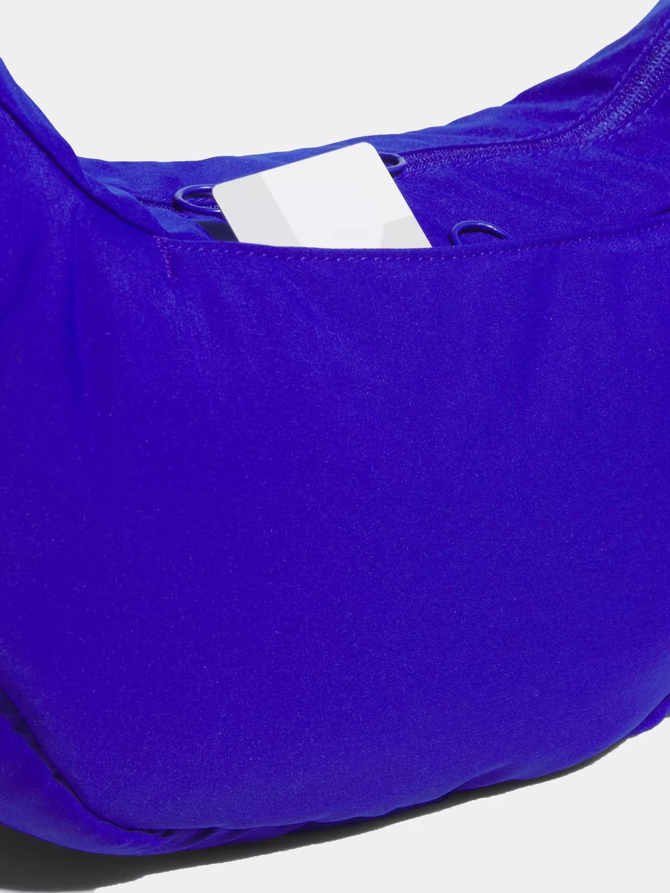 Сумки Adidas MUST HAVES PUFFY SHOULDER PERF модель JZ4419 Сумки Adidas MUST HAVES PUFFY SHOULDER PERF модель JZ4419 Фото