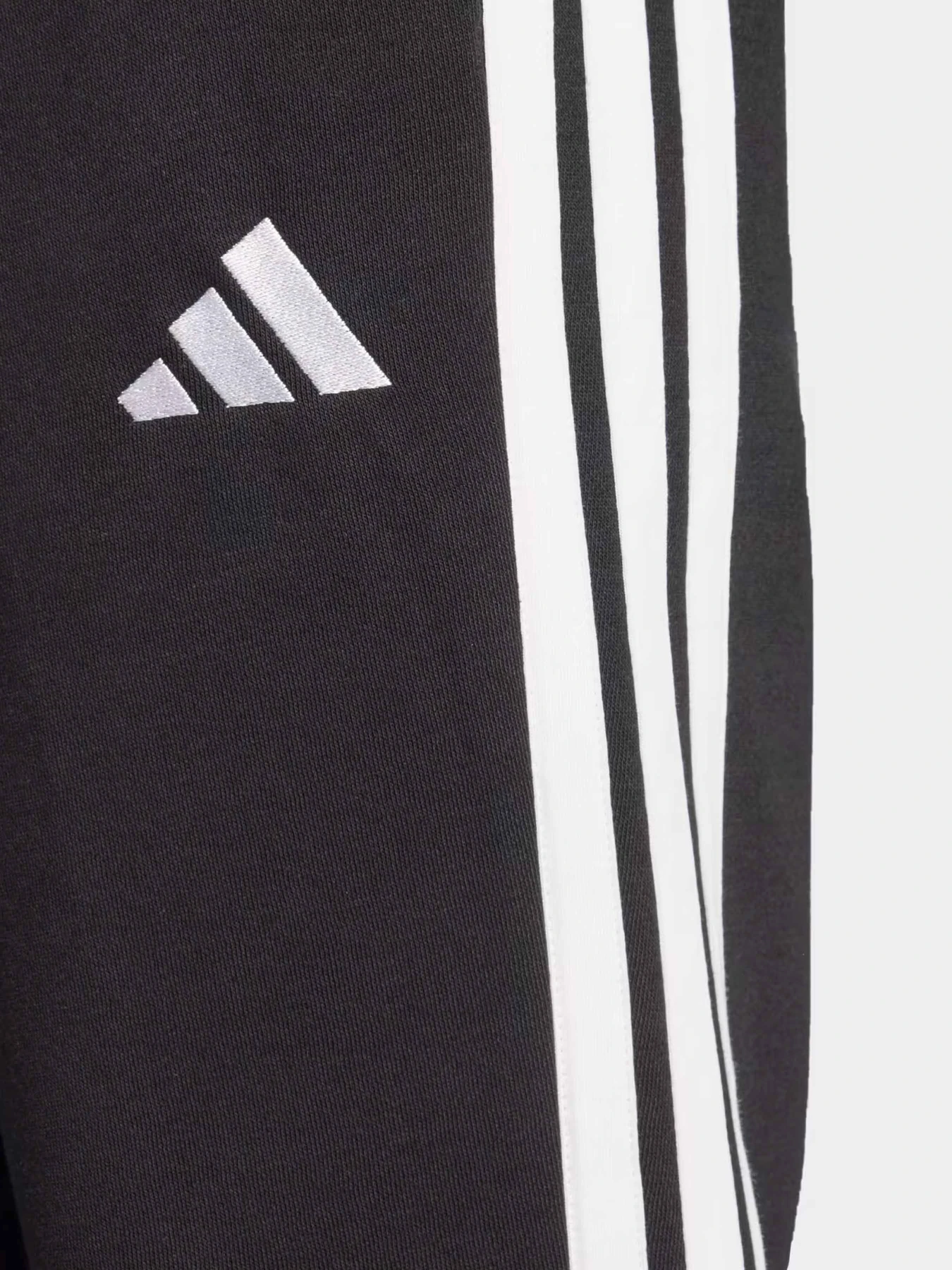 Брюки Adidas ESSENTIALS 3-STRIPES модель JD1854 Брюки Adidas ESSENTIALS 3-STRIPES модель JD1854 Фото