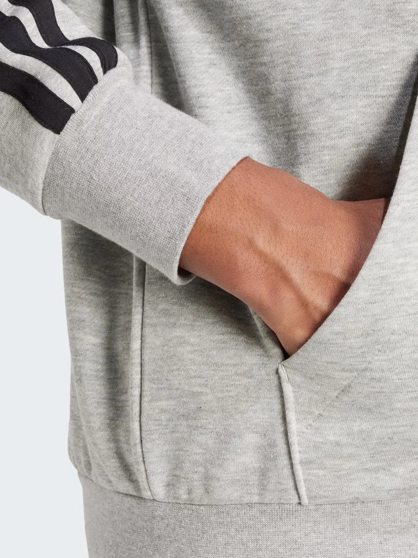 Худи и свитшоты Adidas ESSENTIALS 3-STRIPES модель JD1865 Худи и свитшоты Adidas ESSENTIALS 3-STRIPES модель JD1865 Фото