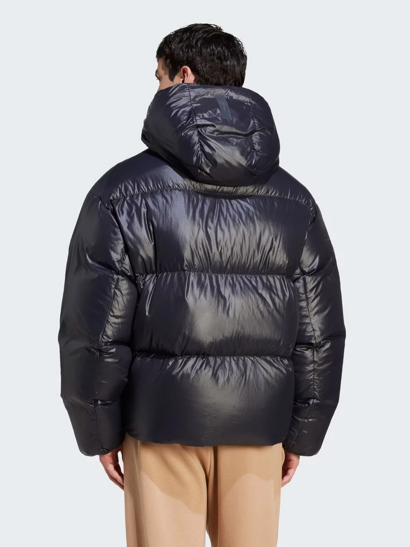 Куртки та дублянки Adidas модель JL6905 Фото