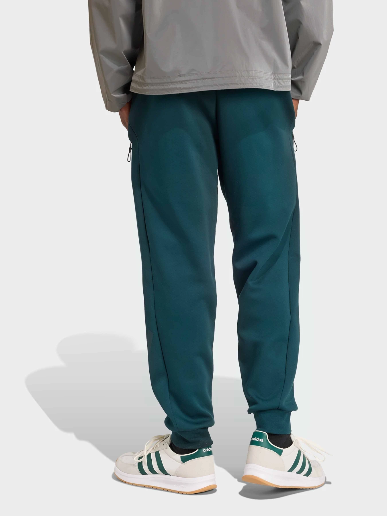Брюки Adidas Z.N.E. SPORTSWEAR модель JW4724 Брюки Adidas Z.N.E. SPORTSWEAR модель JW4724 Фото