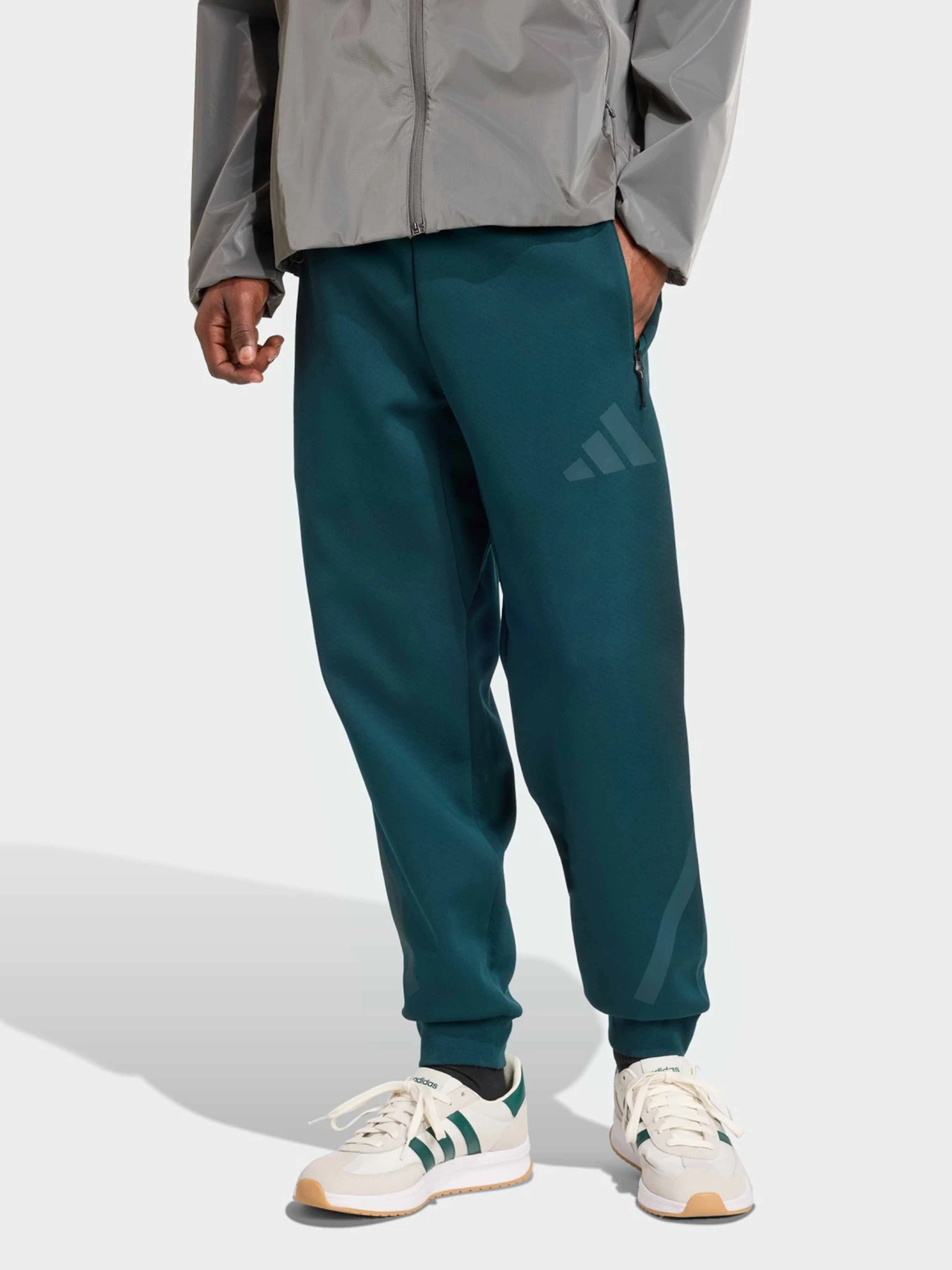 Брюки Adidas Z.N.E. SPORTSWEAR модель JW4724 Брюки Adidas Z.N.E. SPORTSWEAR модель JW4724 Фото
