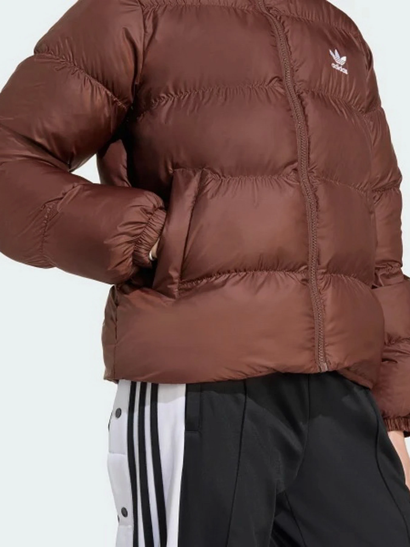 Куртки та дублянки Adidas модель JX2948 Фото