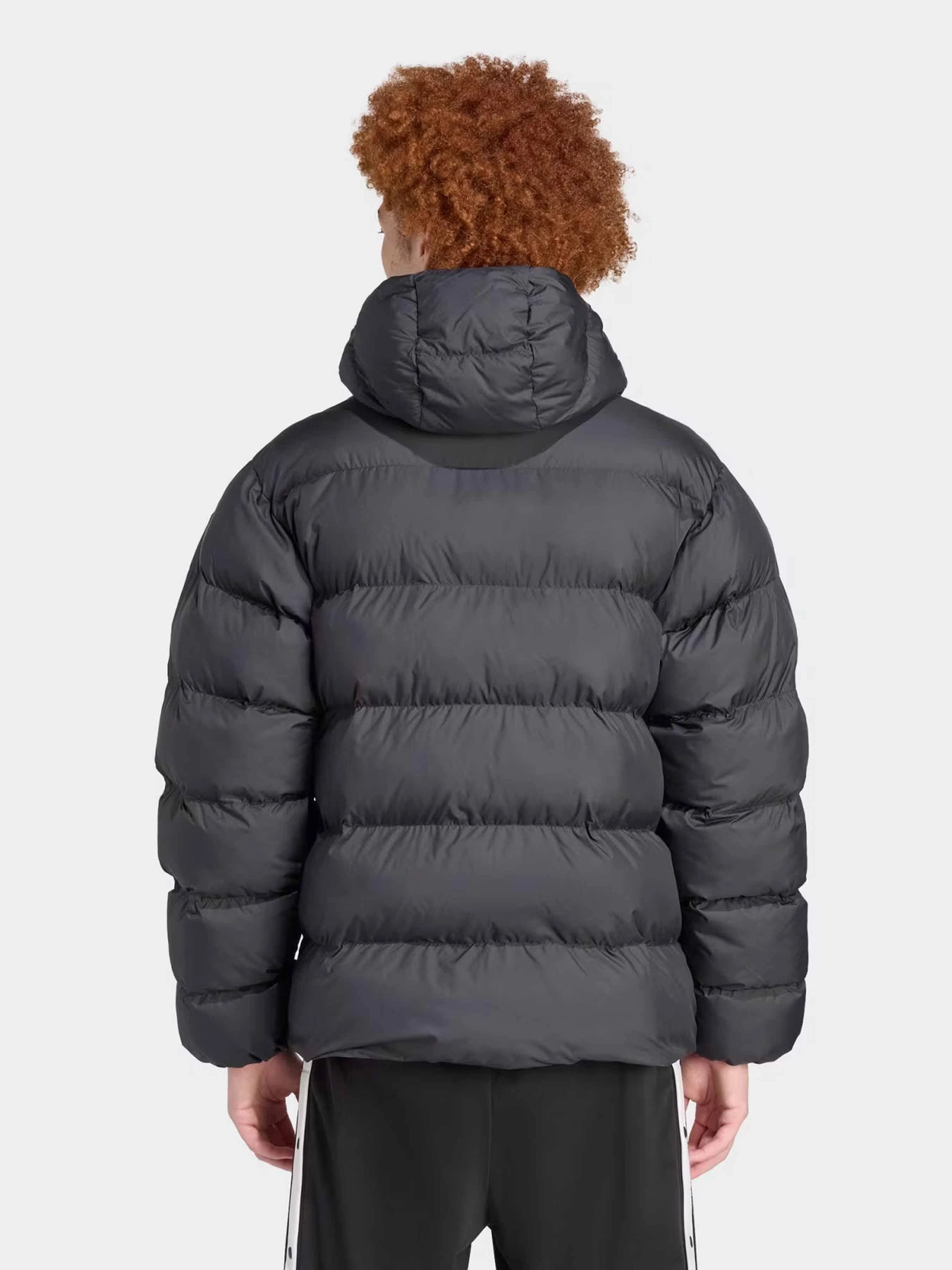 Куртки та дублянки Adidas модель JX4123 Куртки та дублянки Adidas модель JX4123 Фото