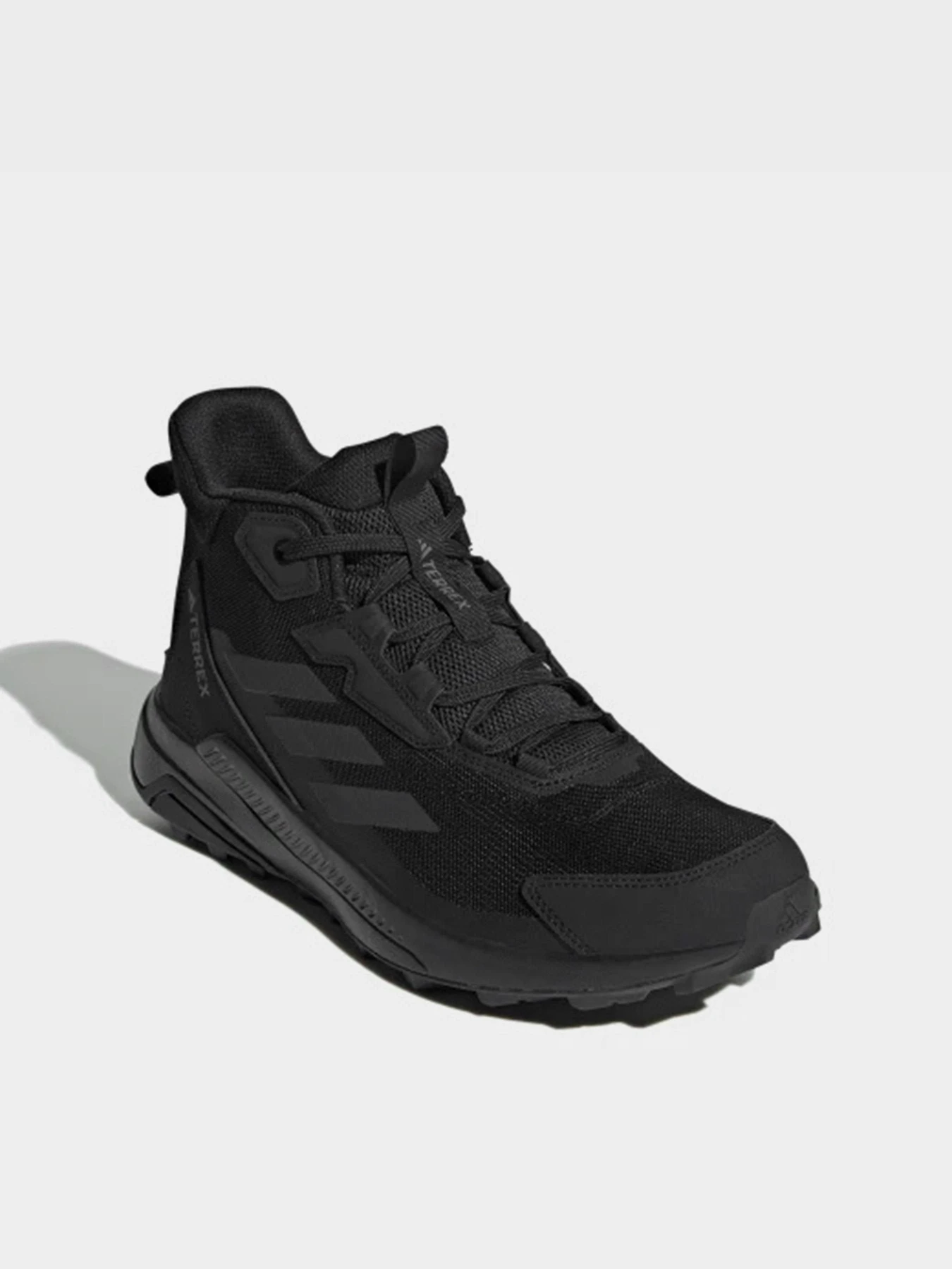 Черевики та чоботи Adidas модель IE1473 Фото