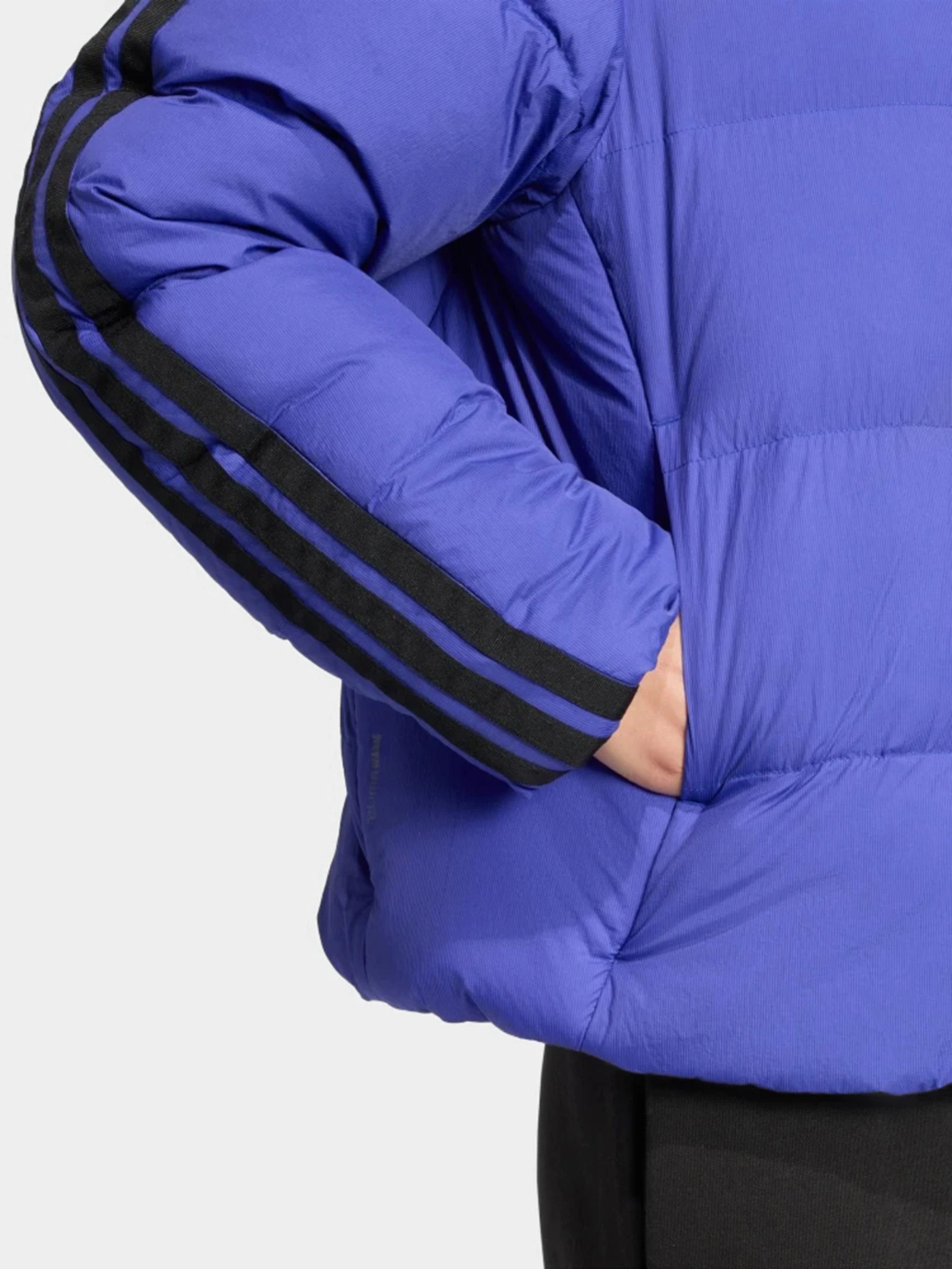 Куртки та дублянки Adidas ESSENTIALS CLIMAWARM 3-STRIPES модель JW9109 Куртки та дублянки Adidas ESSENTIALS CLIMAWARM 3-STRIPES модель JW9109 Фото