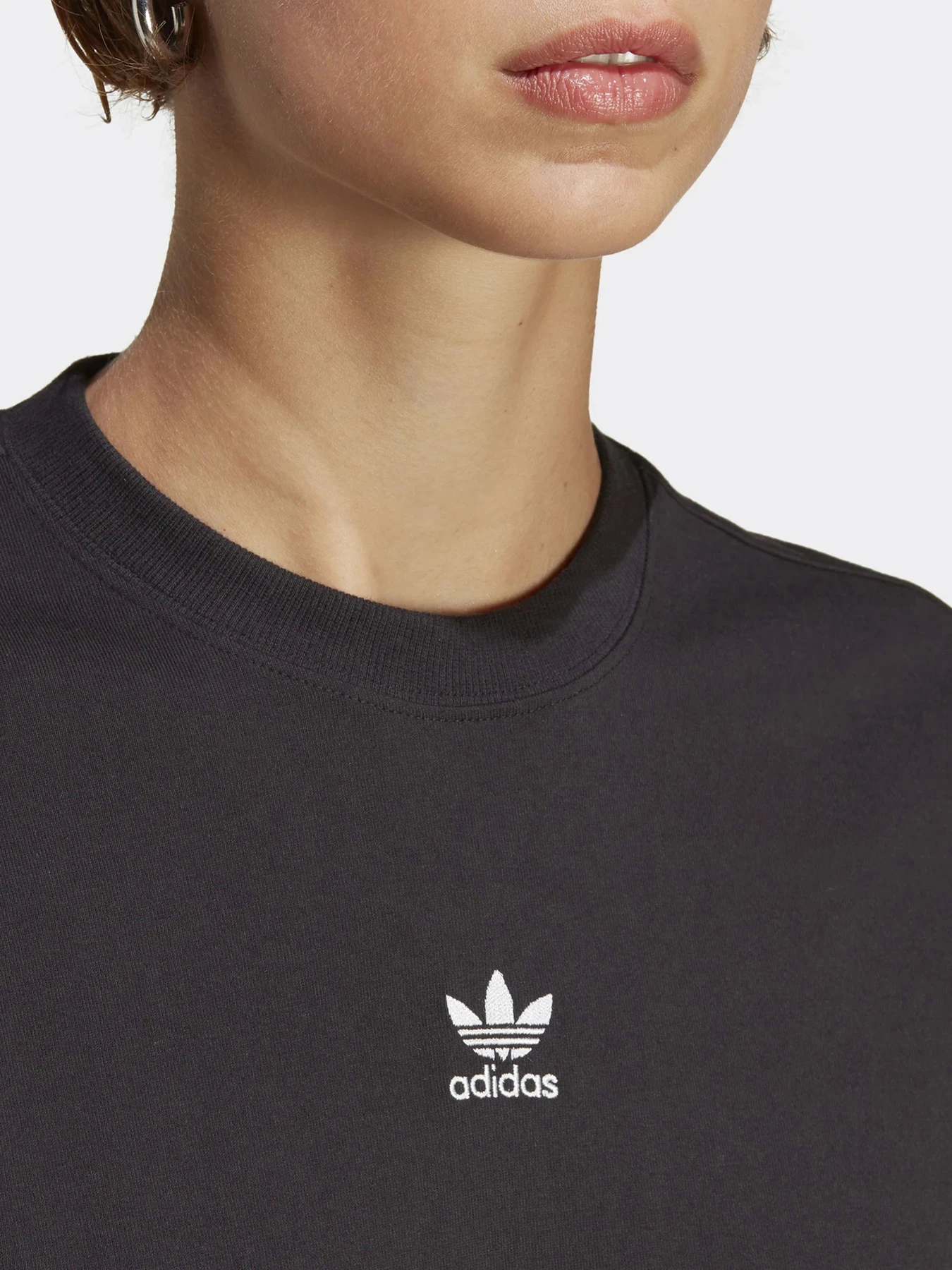 Футболки и поло Adidas ADICOLOR ESSENTIALS модель IC1826 Фото